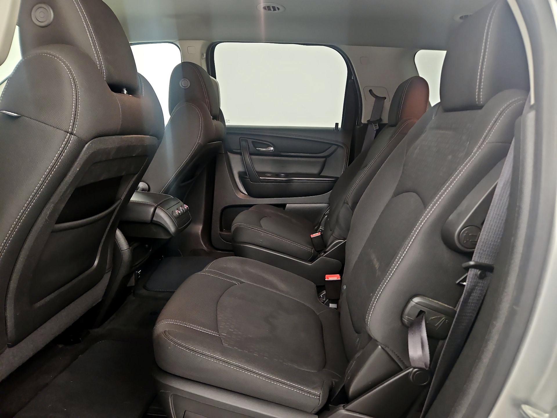 Thumbnail: 2015 GMC Acadia - 19