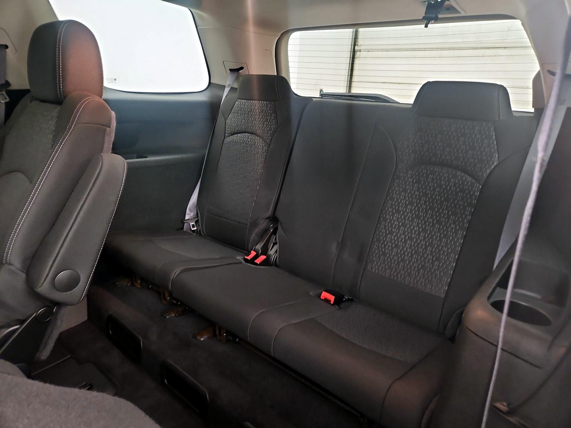 Thumbnail: 2015 GMC Acadia - 20