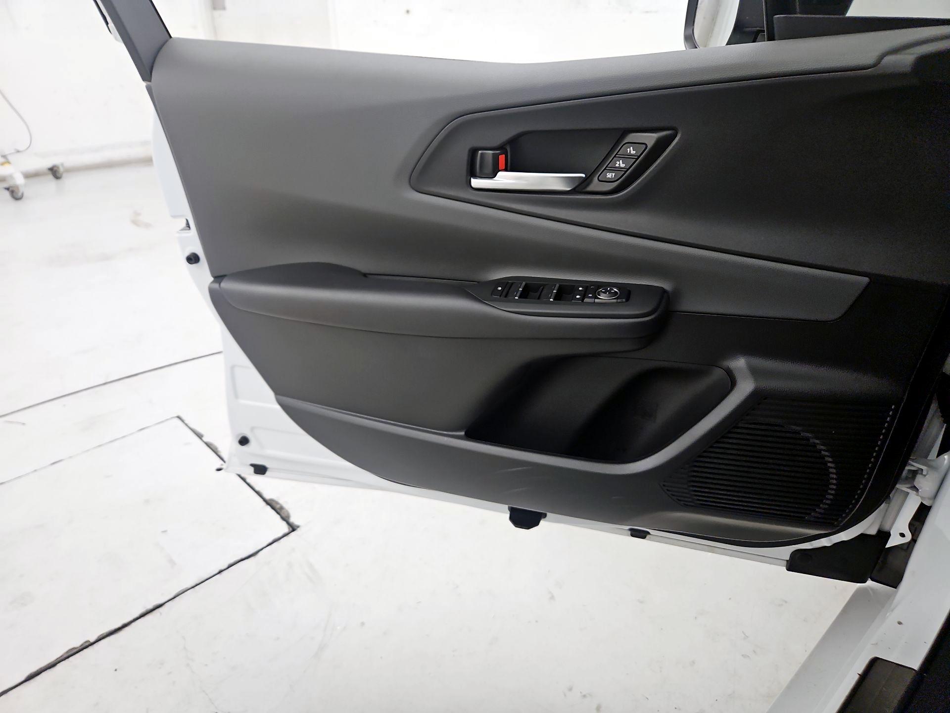 Thumbnail: 2024 Toyota Prius - 12