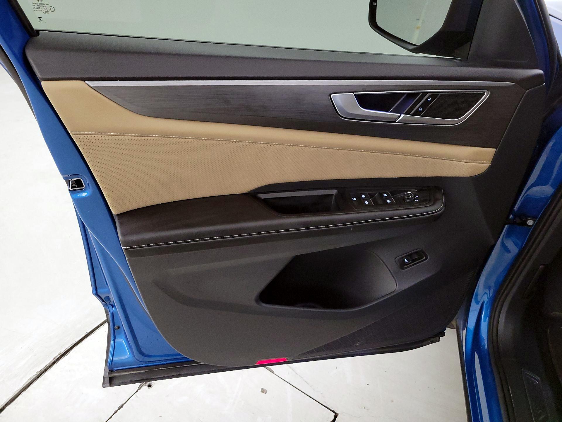 Thumbnail: 2024 Volkswagen Atlas - 12