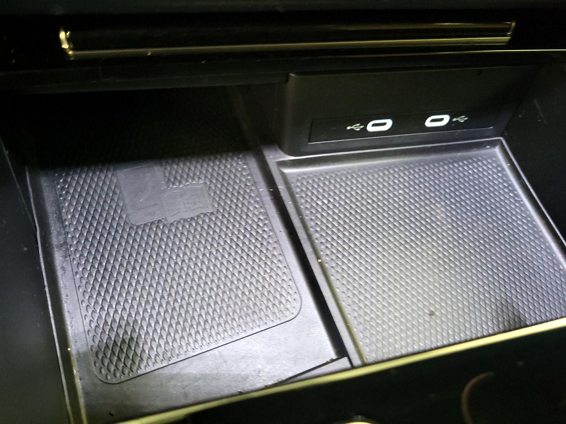 Thumbnail: 2024 Volkswagen Atlas - 18