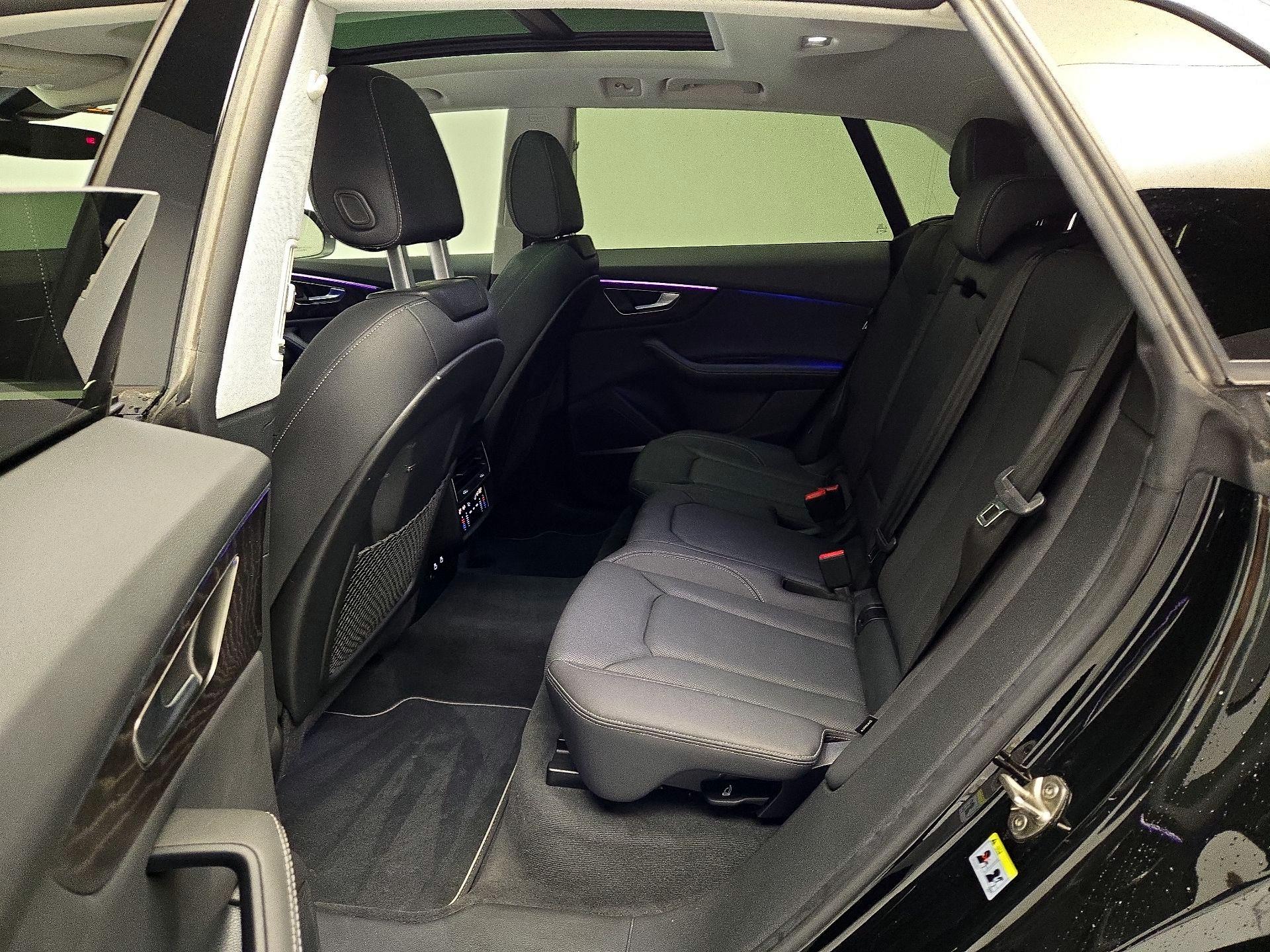 Thumbnail: 2023 Audi Q8 - 20