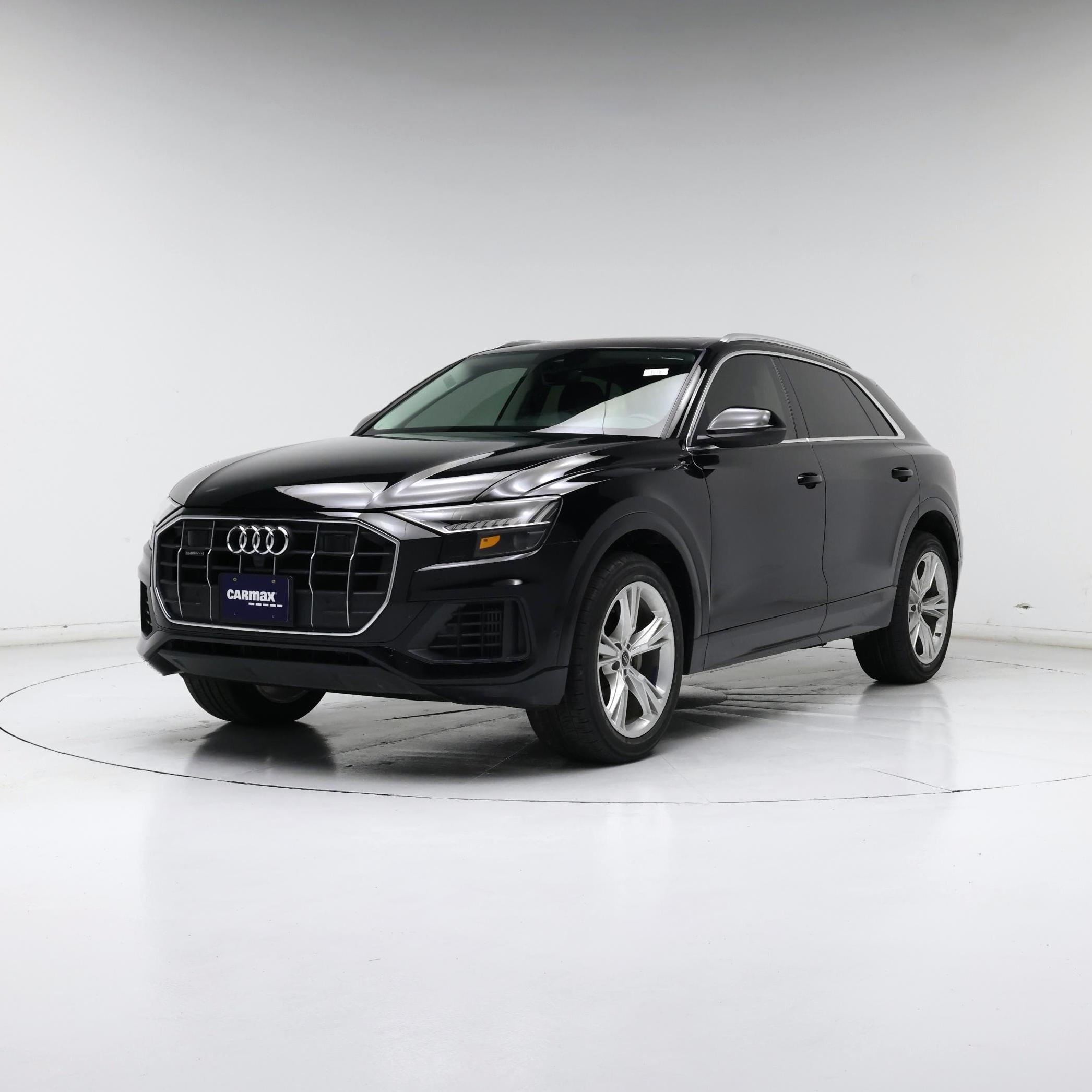 Thumbnail: 2023 Audi Q8 - 4