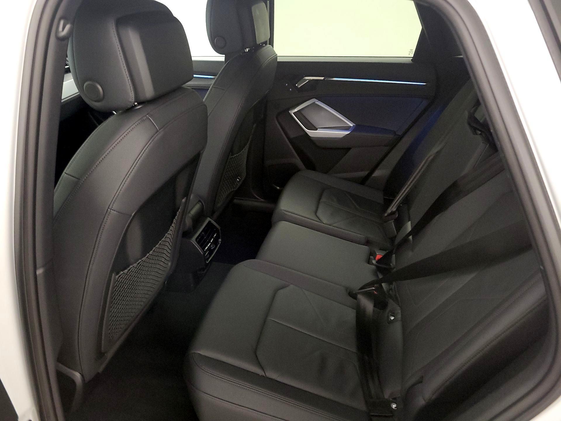 Thumbnail: 2024 Audi Q3 - 20