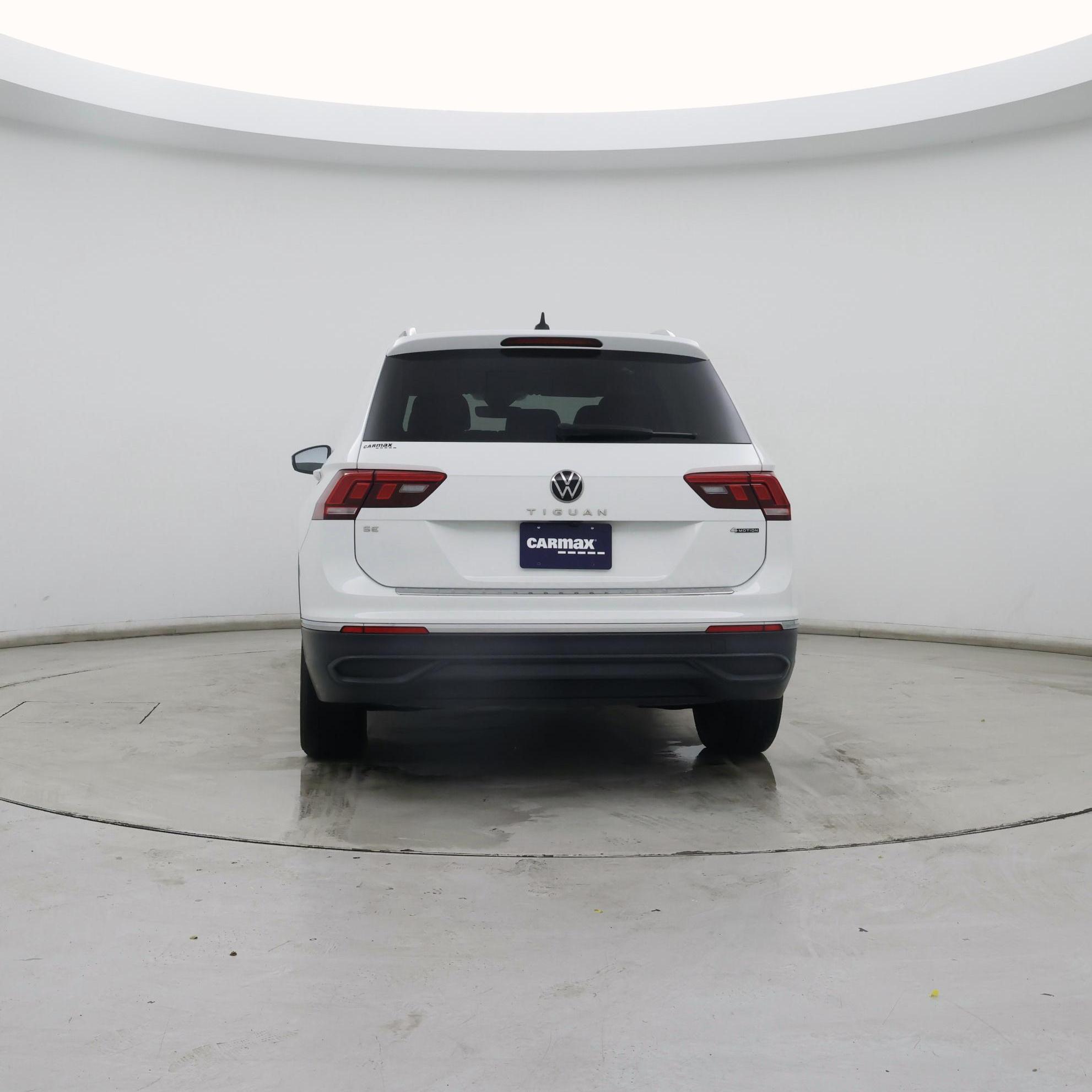 Thumbnail: 2022 Volkswagen Tiguan - 6