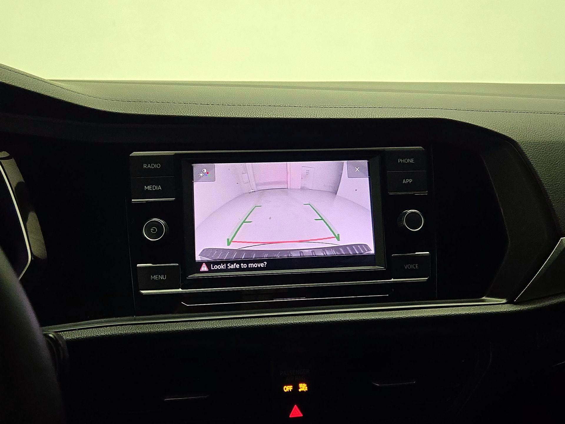 Thumbnail: 2024 Volkswagen Jetta - 14