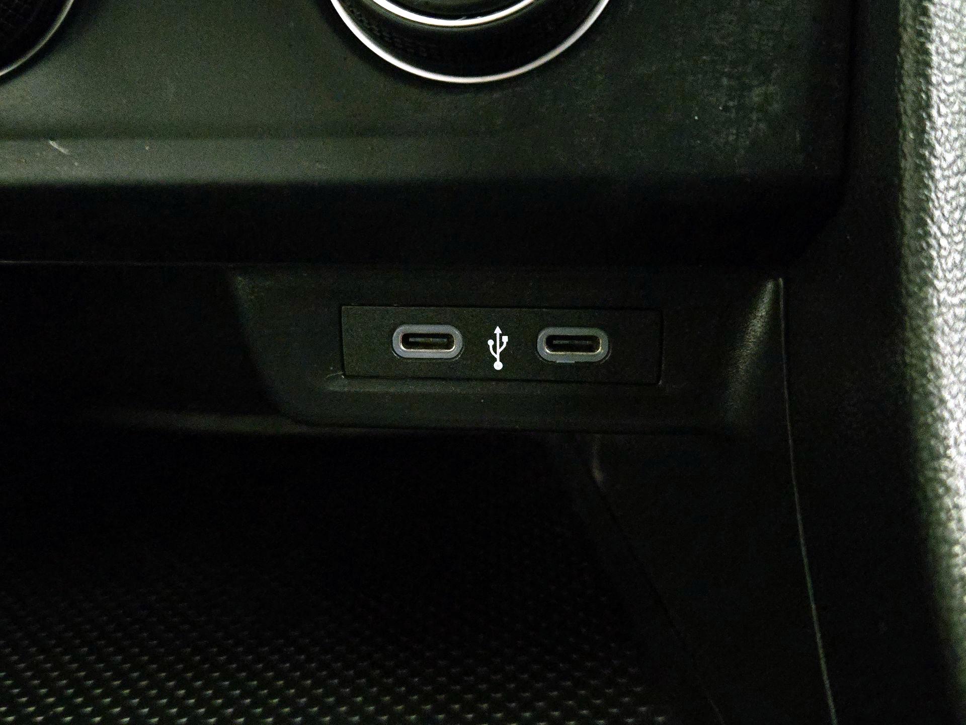 Thumbnail: 2024 Volkswagen Jetta - 18