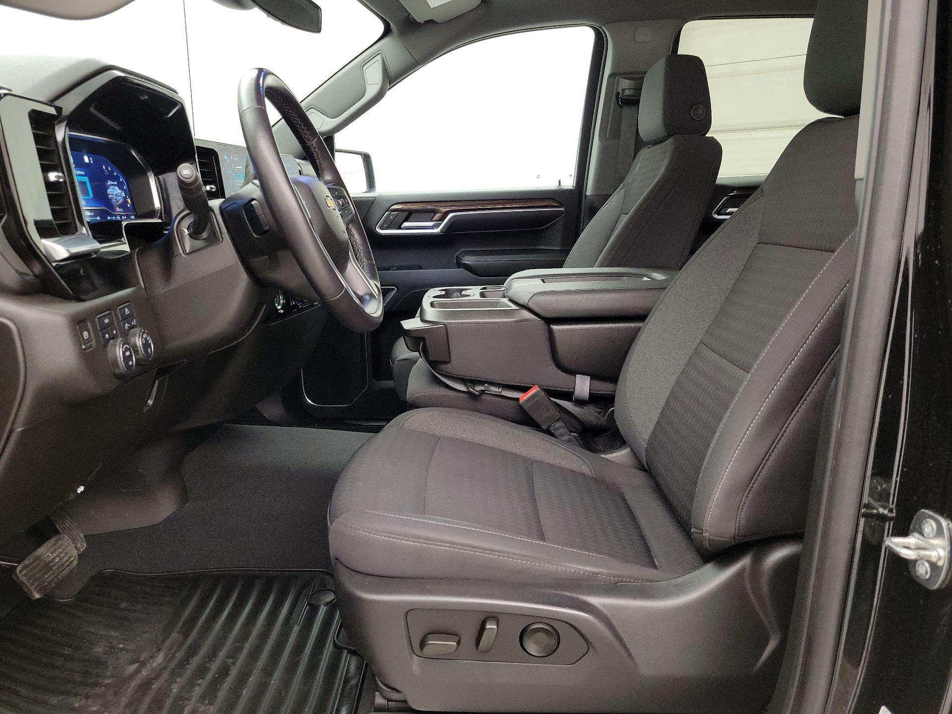 Thumbnail: 2022 Chevrolet Silverado 1500 - 11