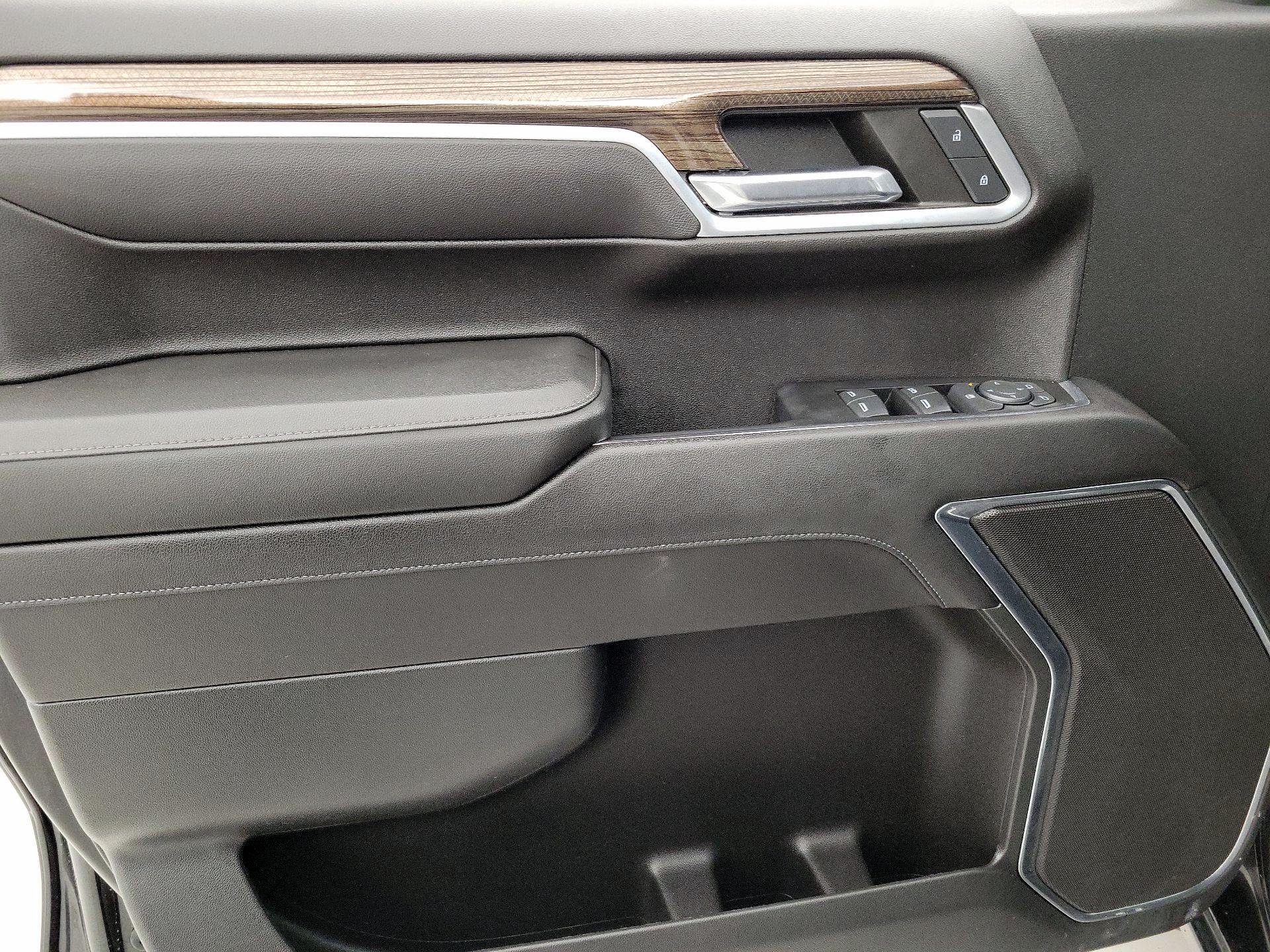 Thumbnail: 2022 Chevrolet Silverado 1500 - 12