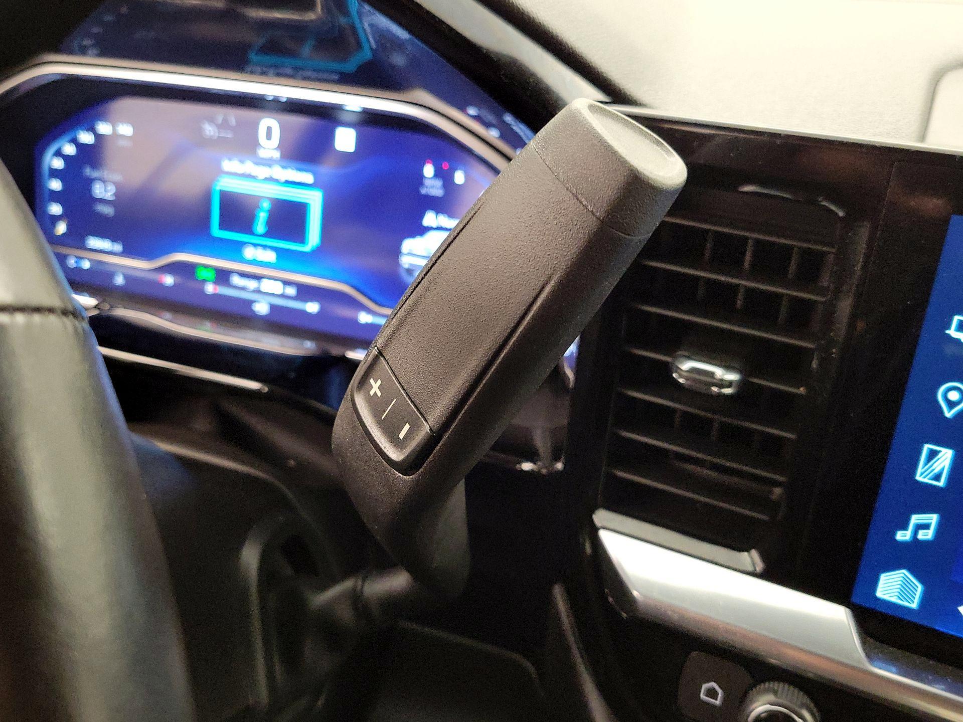 Thumbnail: 2022 Chevrolet Silverado 1500 - 17