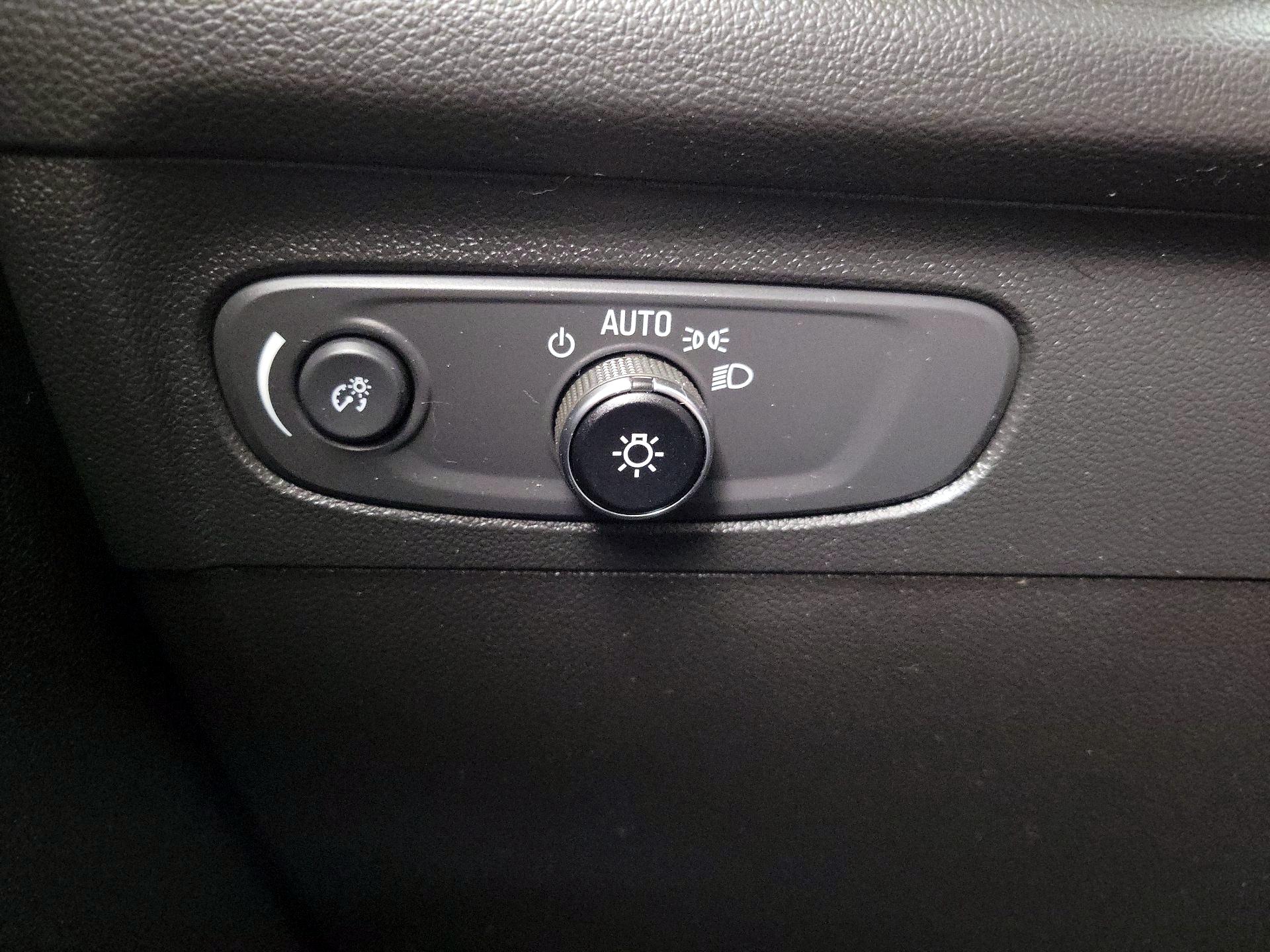 Thumbnail: 2022 Buick Envision - 13