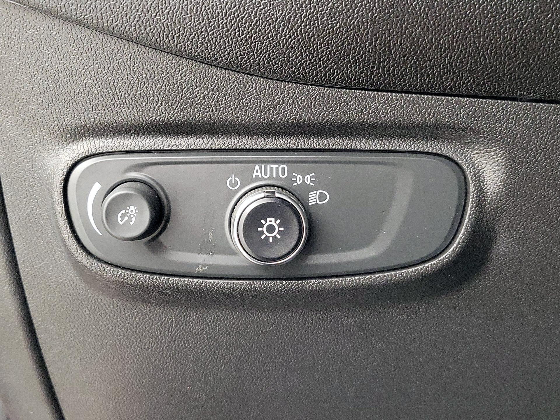 Thumbnail: 2023 Chevrolet Equinox - 13