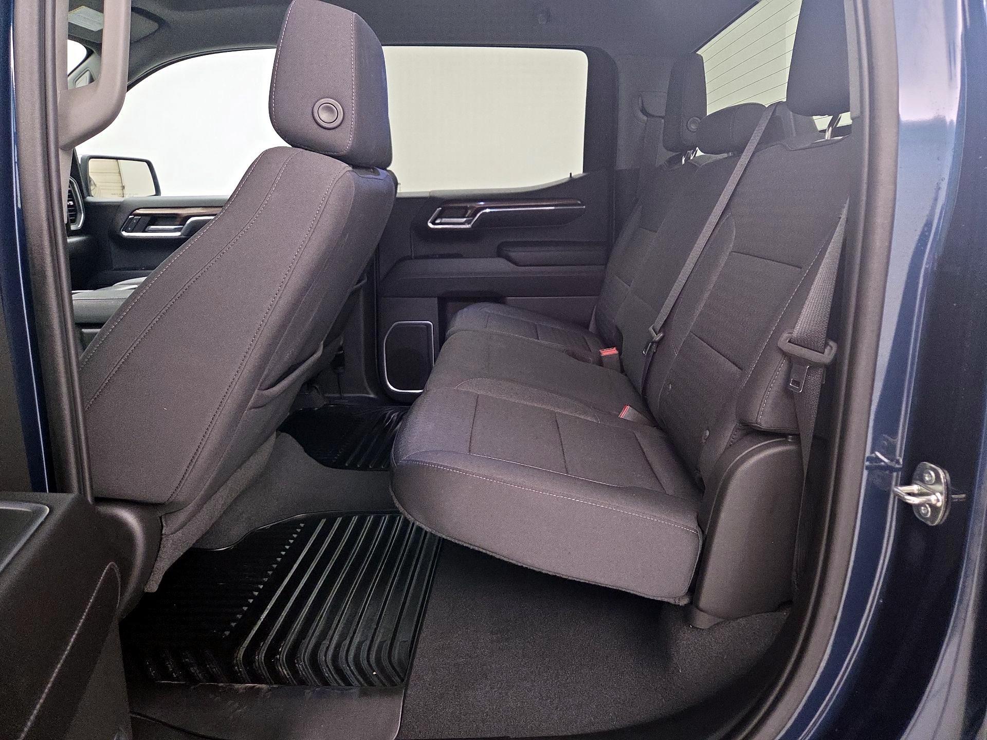 Thumbnail: 2023 Chevrolet Silverado 1500 - 20