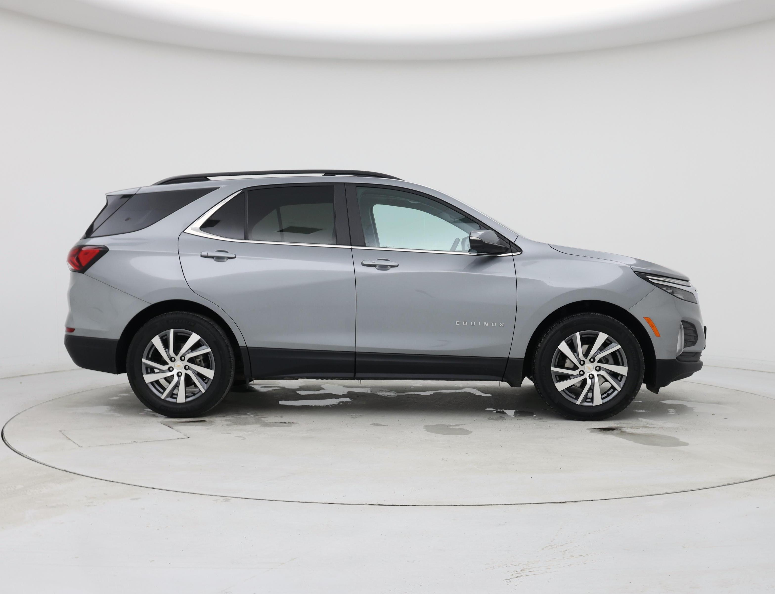 Thumbnail: 2023 Chevrolet Equinox - 7