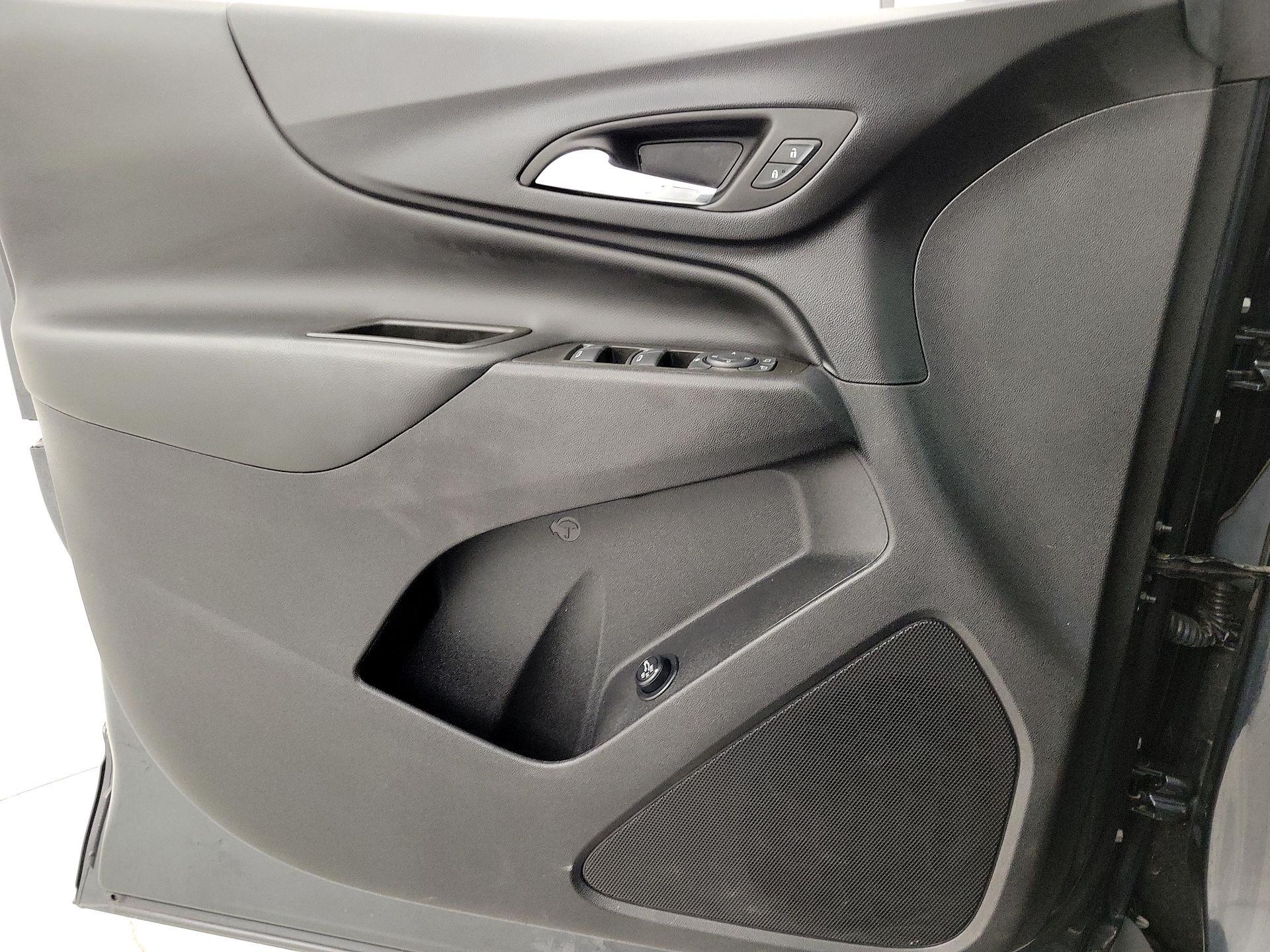 Thumbnail: 2023 Chevrolet Equinox - 12