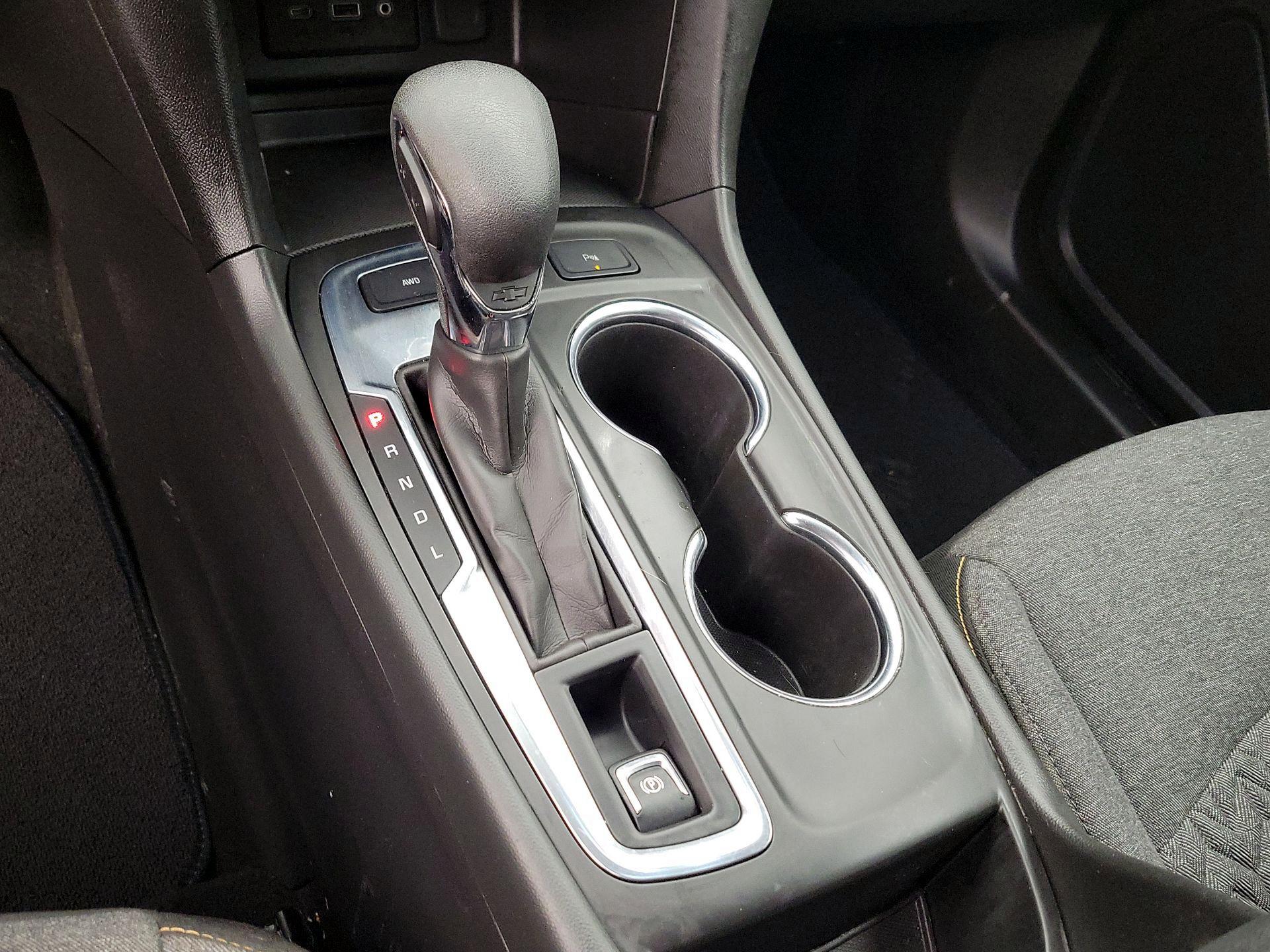 Thumbnail: 2023 Chevrolet Equinox - 17