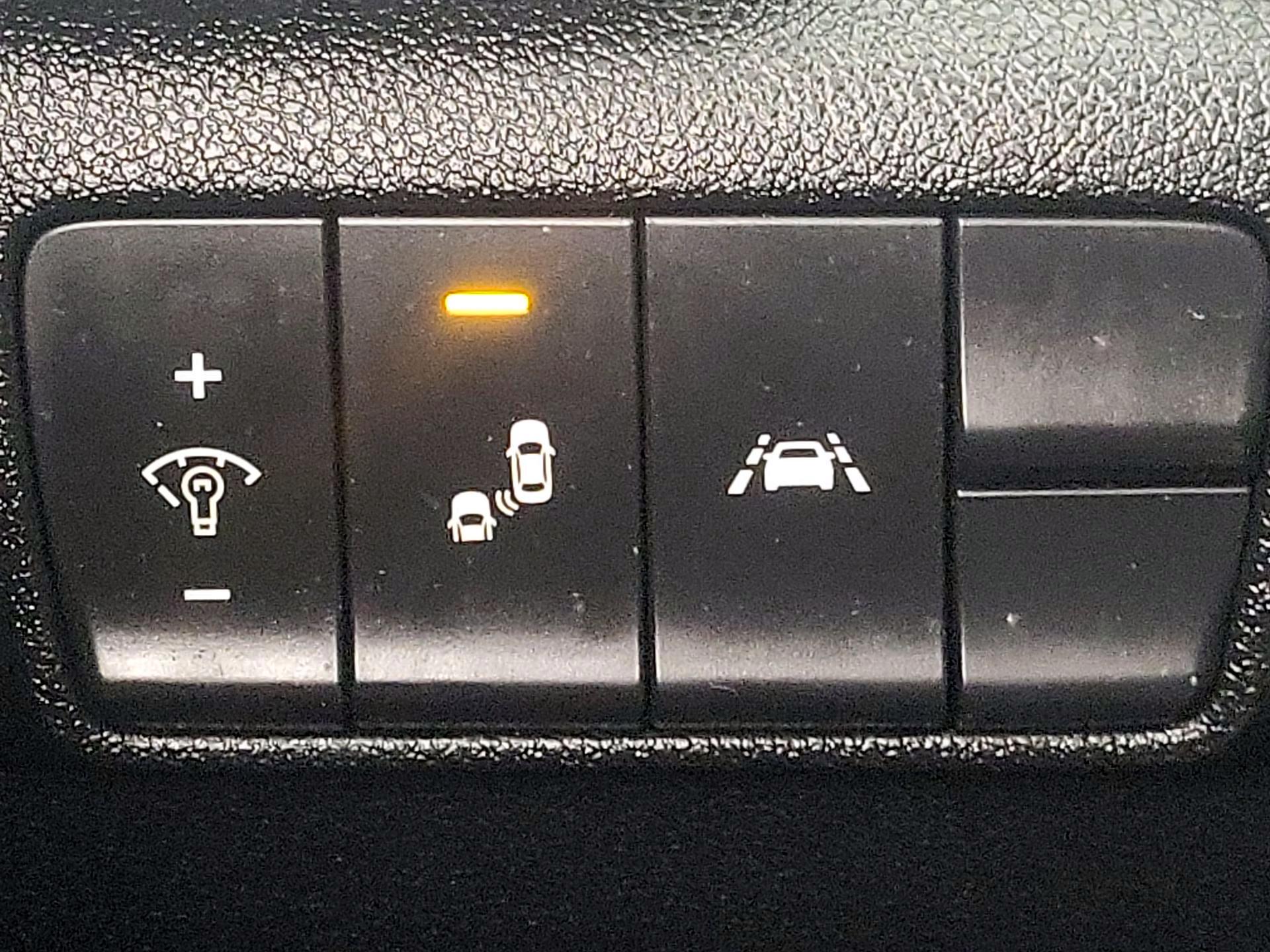 Thumbnail: 2021 Kia Sportage - 13