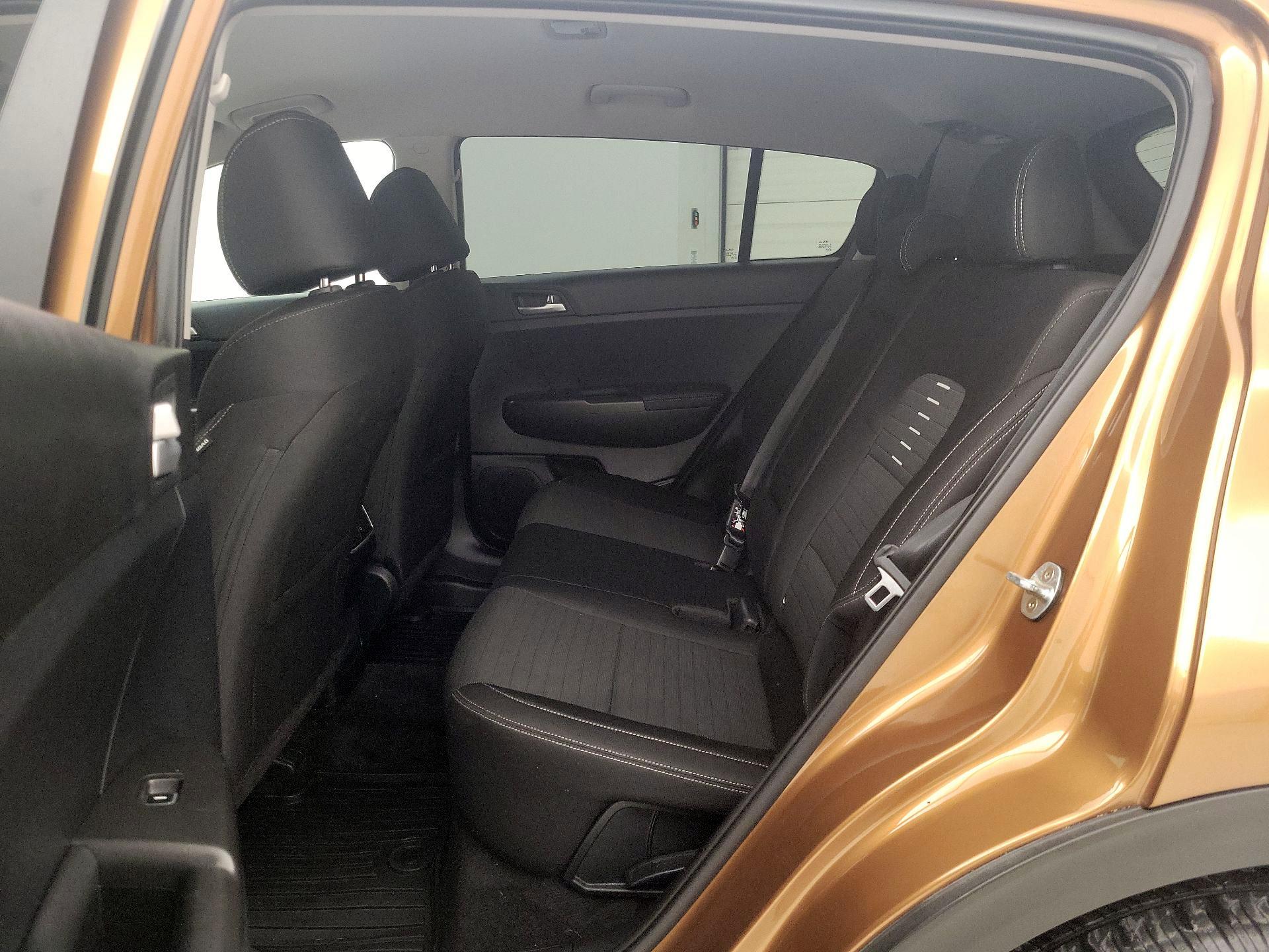 Thumbnail: 2021 Kia Sportage - 19