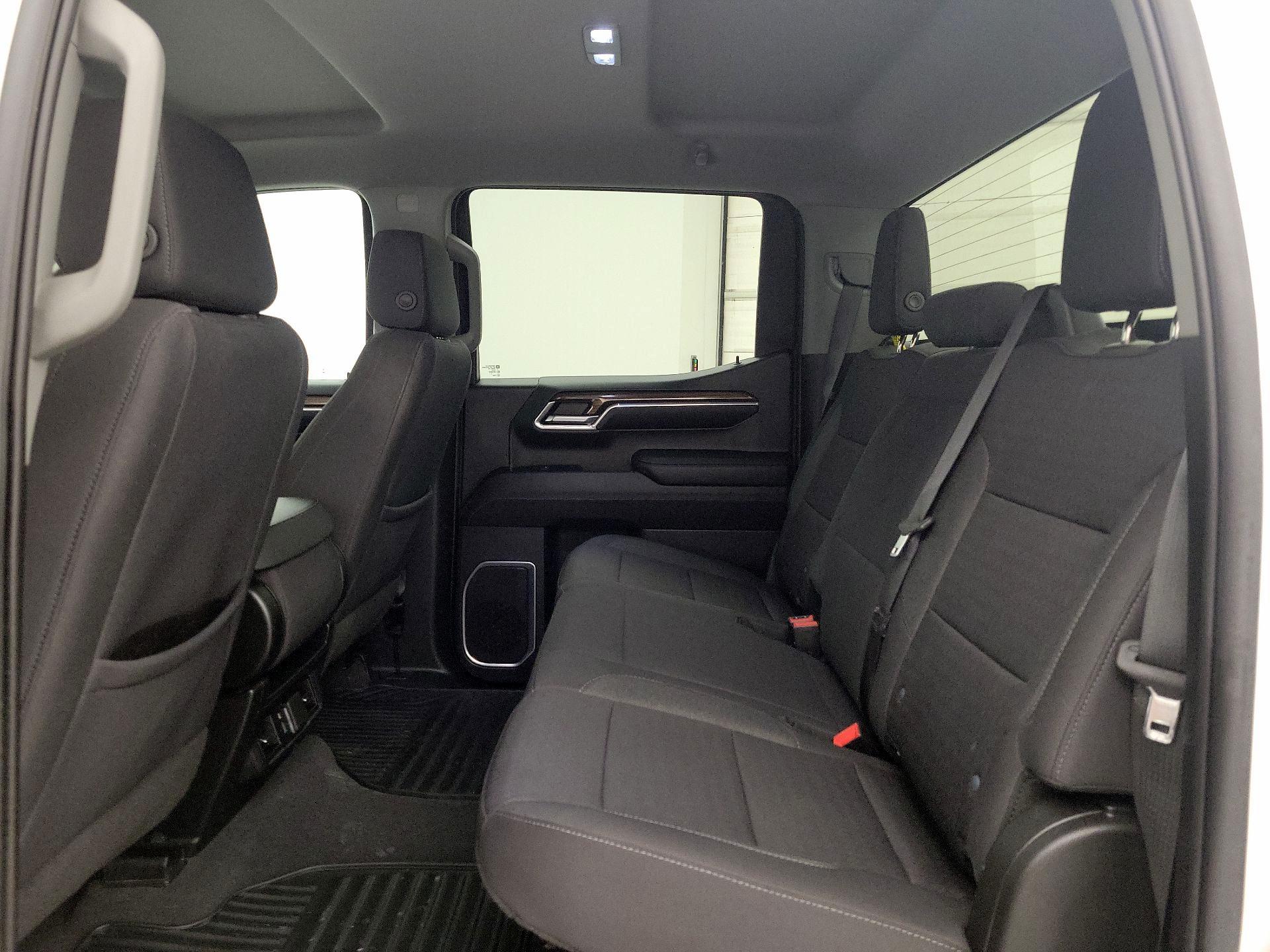 Thumbnail: 2023 Chevrolet Silverado 1500 - 19