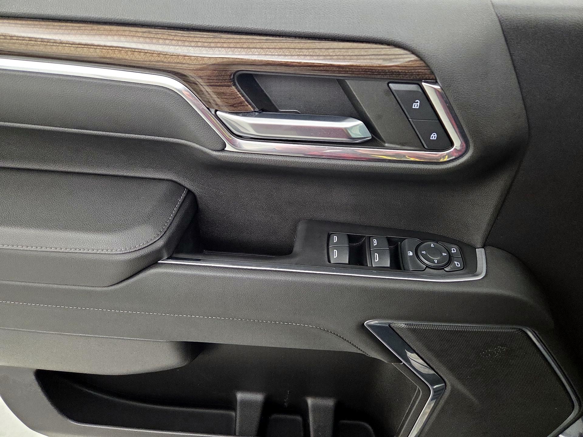 Thumbnail: 2023 Chevrolet Silverado 1500 - 12