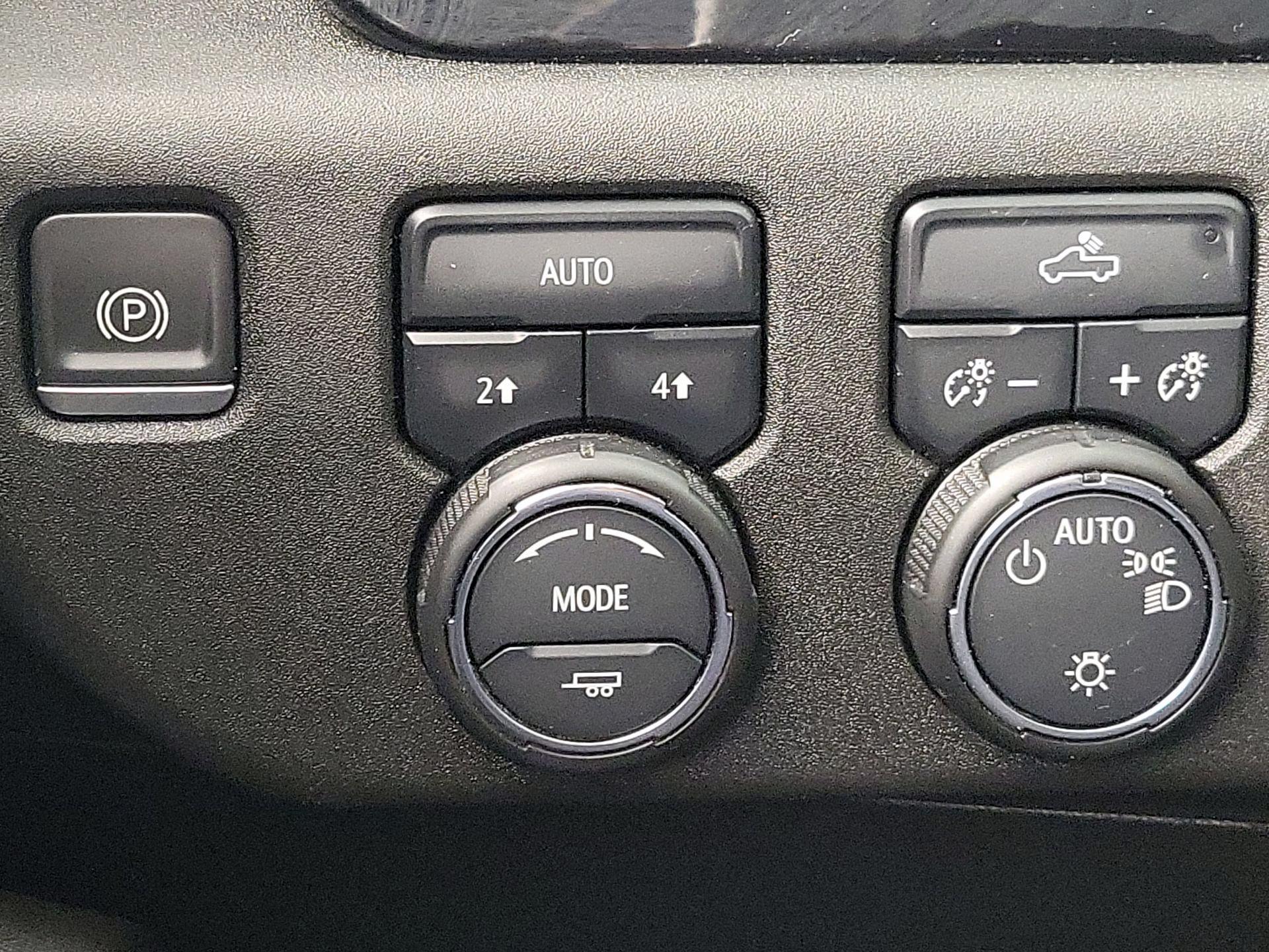 Thumbnail: 2022 Chevrolet Silverado 1500 - 13