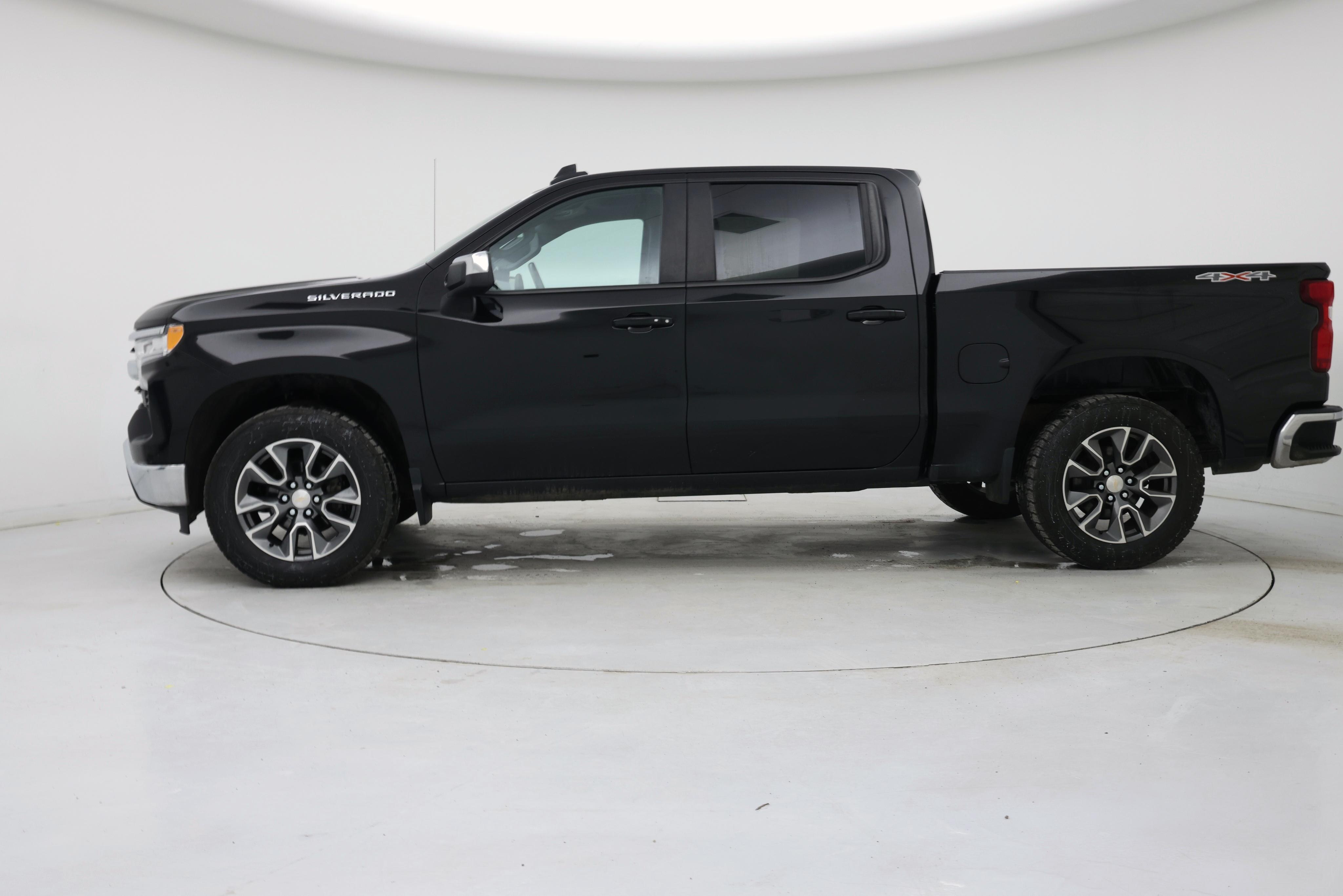 Thumbnail: 2022 Chevrolet Silverado 1500 - 3