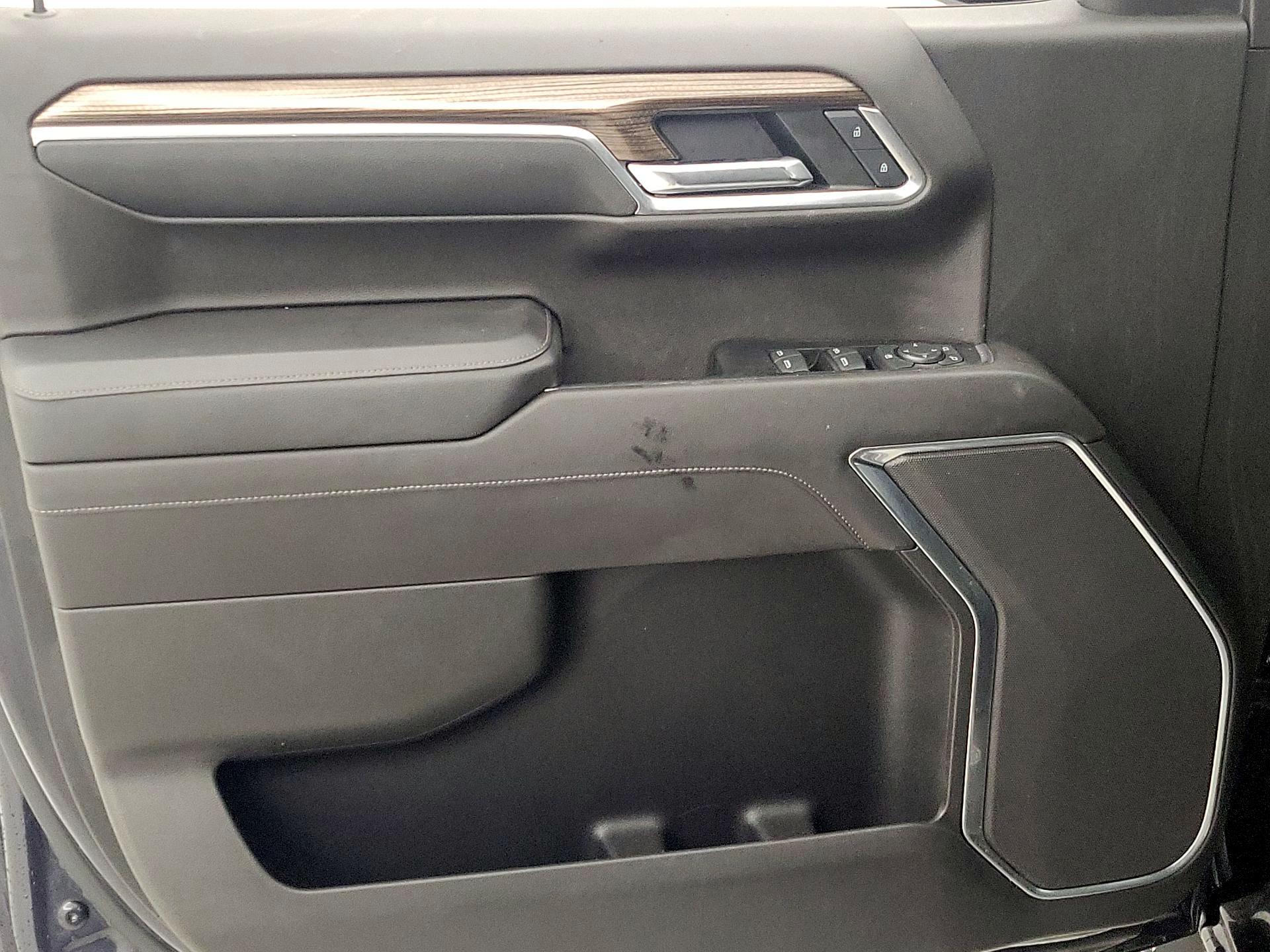 Thumbnail: 2022 Chevrolet Silverado 1500 - 12