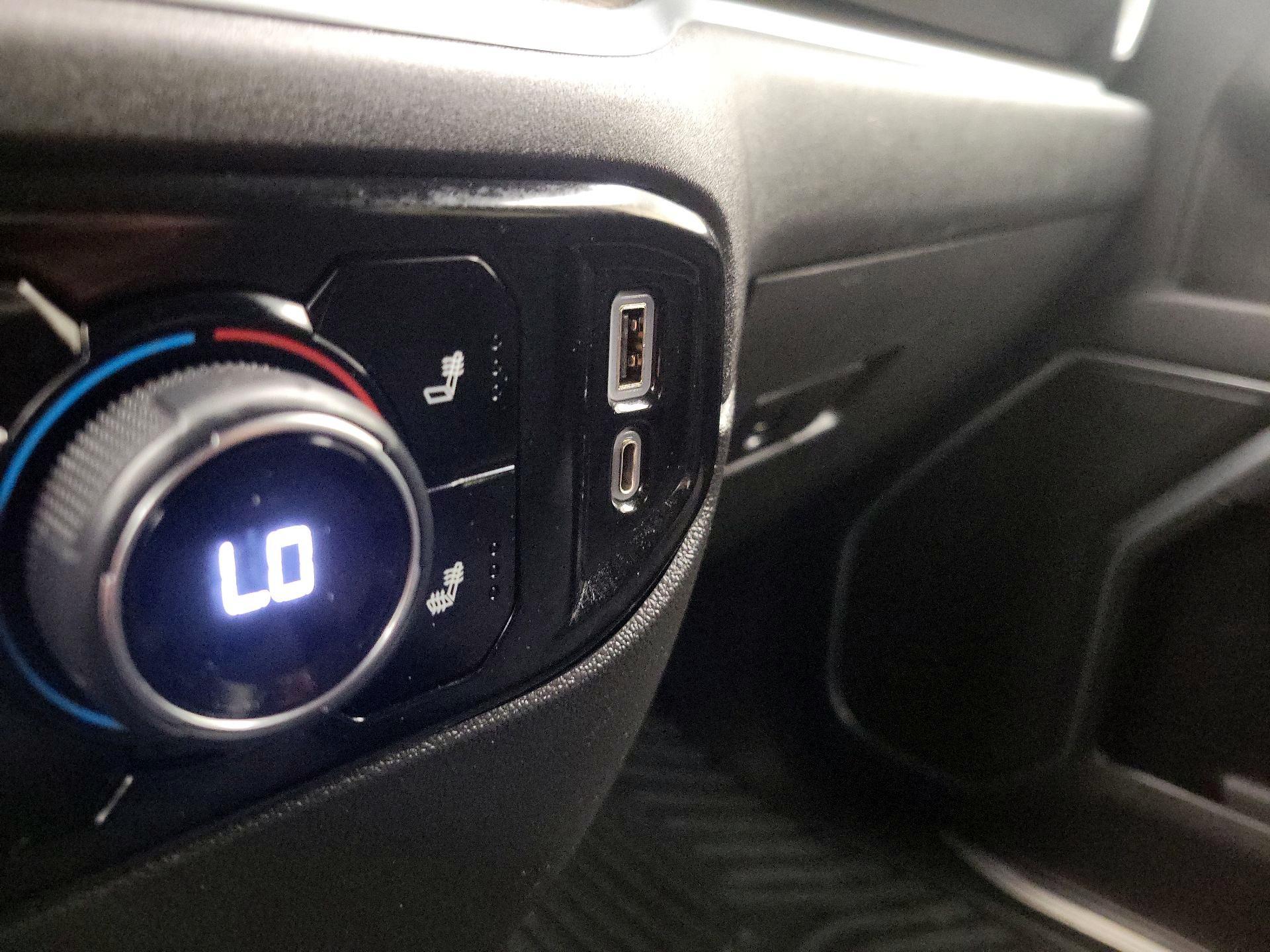 Thumbnail: 2022 Chevrolet Silverado 1500 - 19