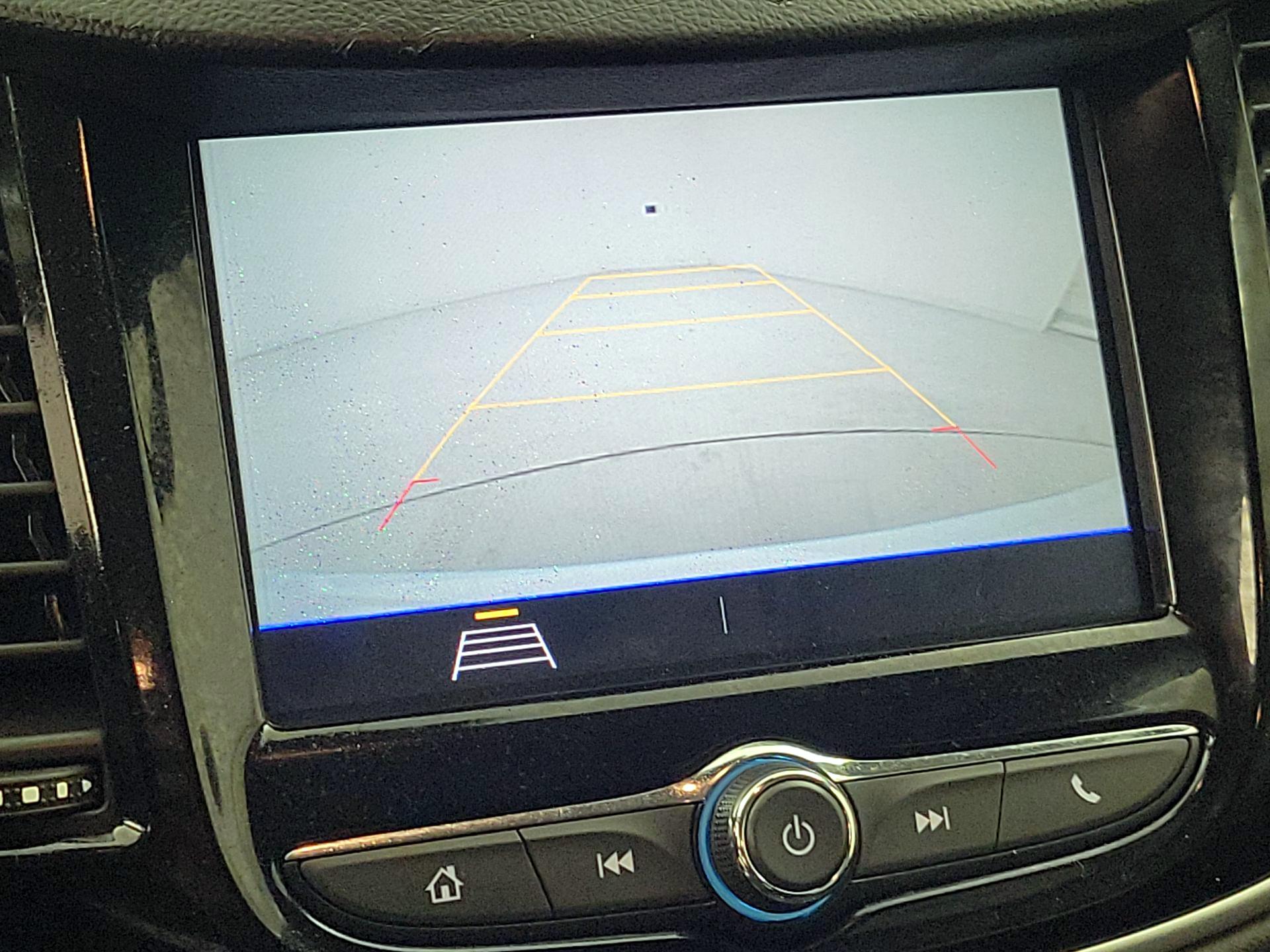 Thumbnail: 2022 Chevrolet Trax - 14