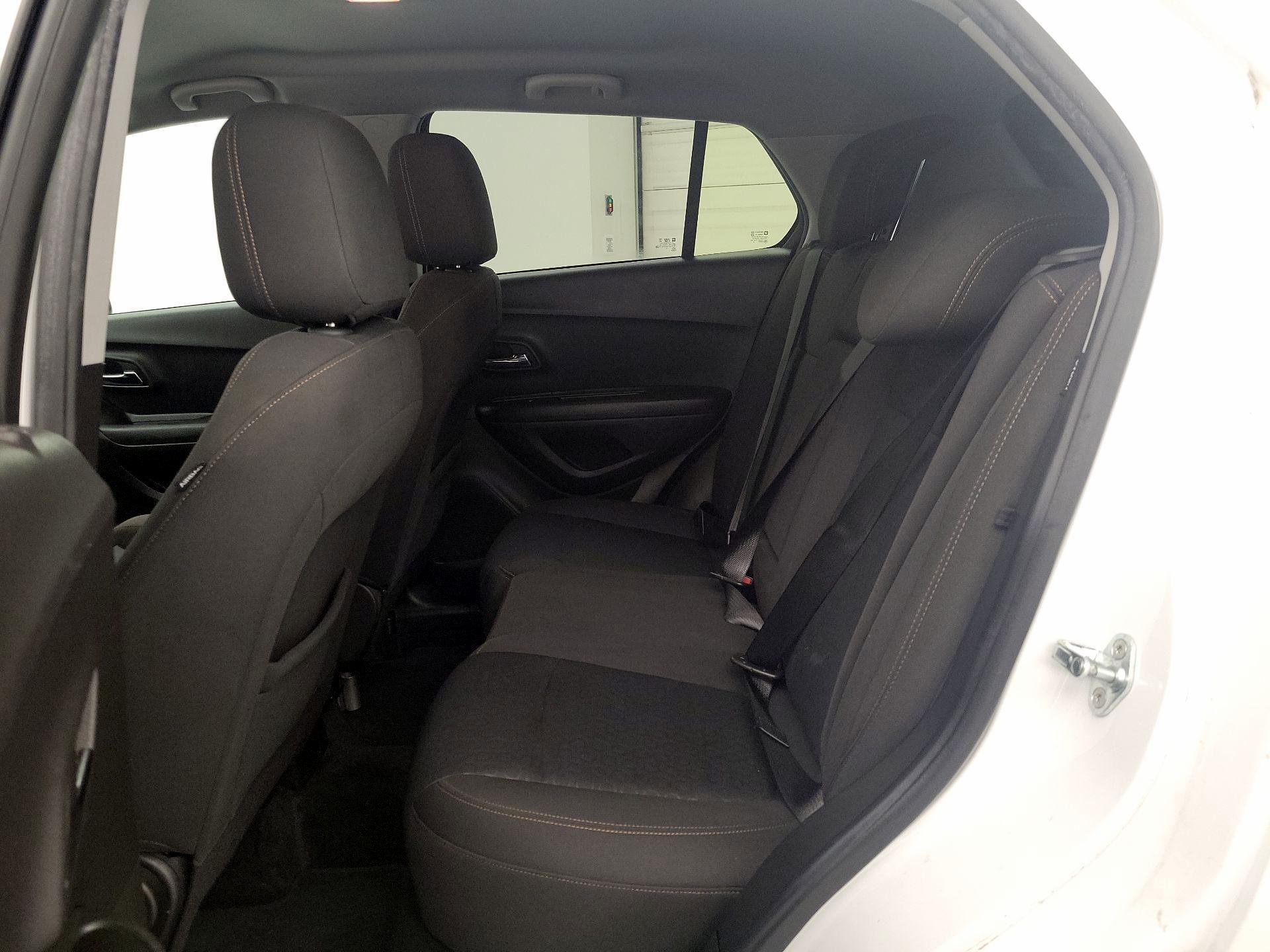 Thumbnail: 2022 Chevrolet Trax - 19