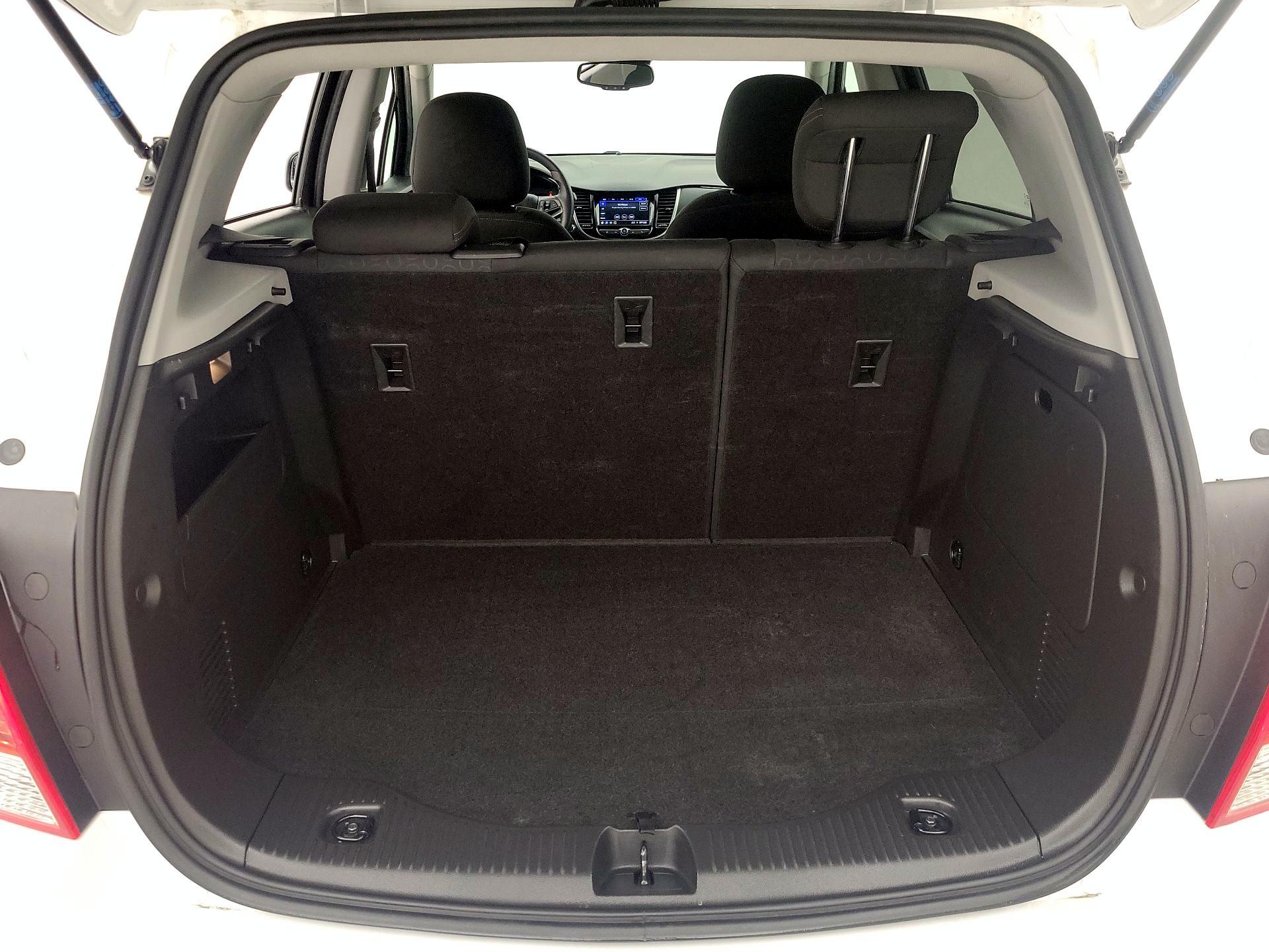 Thumbnail: 2022 Chevrolet Trax - 20