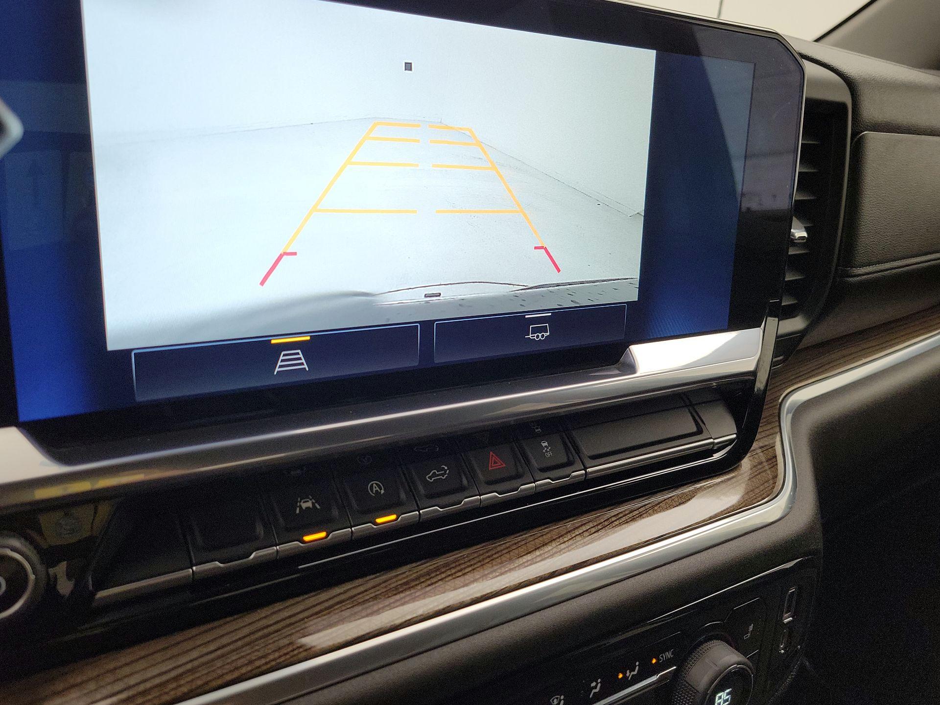 Thumbnail: 2022 Chevrolet Silverado 1500 - 14