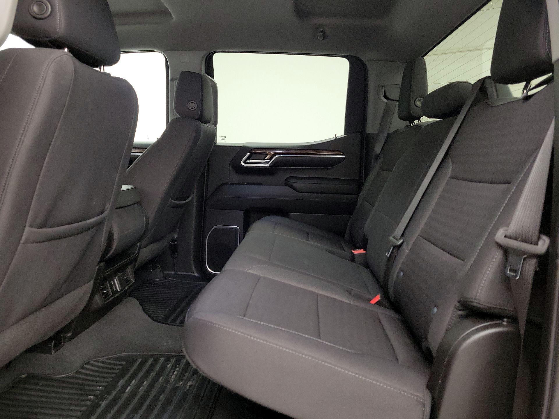 Thumbnail: 2022 Chevrolet Silverado 1500 - 19