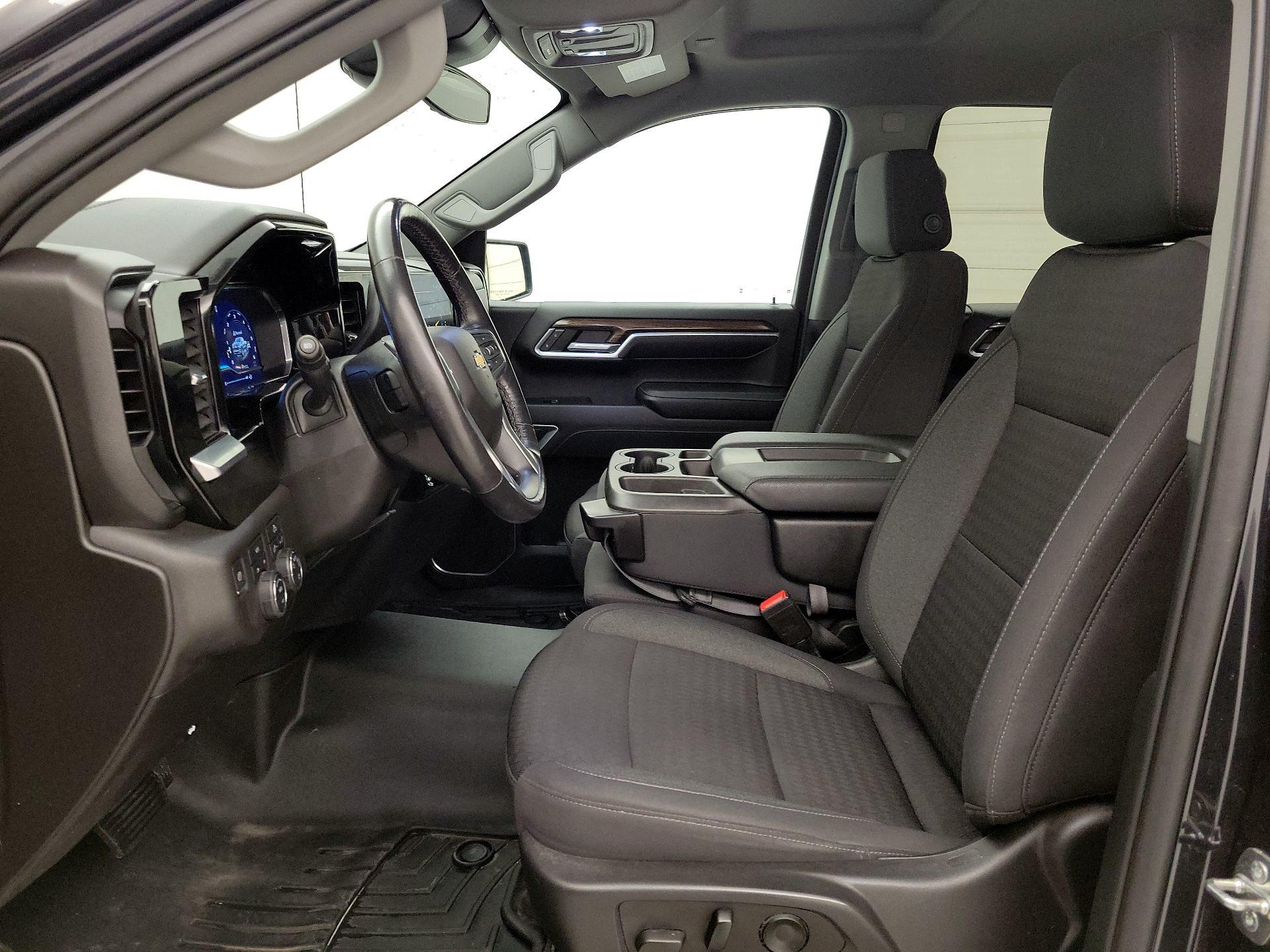 Thumbnail: 2022 Chevrolet Silverado 1500 - 11