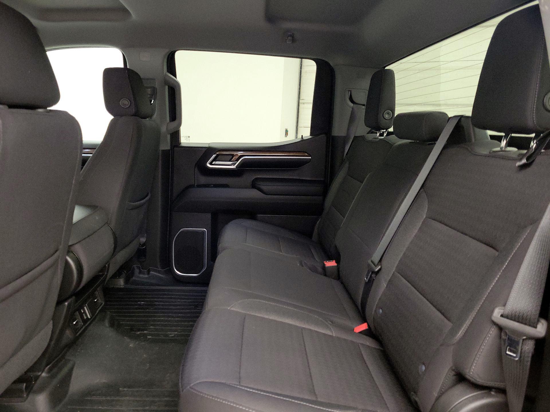 Thumbnail: 2022 Chevrolet Silverado 1500 - 20