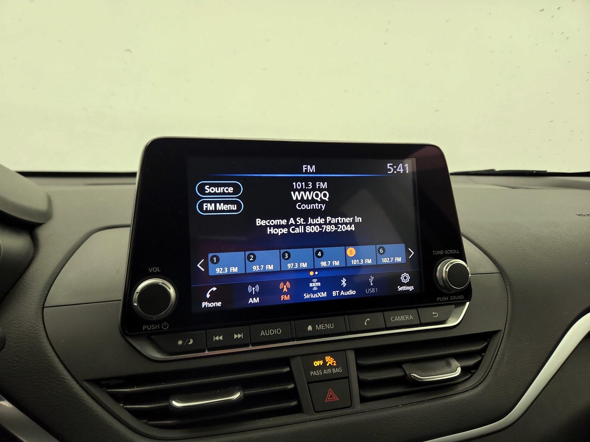 Thumbnail: 2022 Nissan Altima - 15