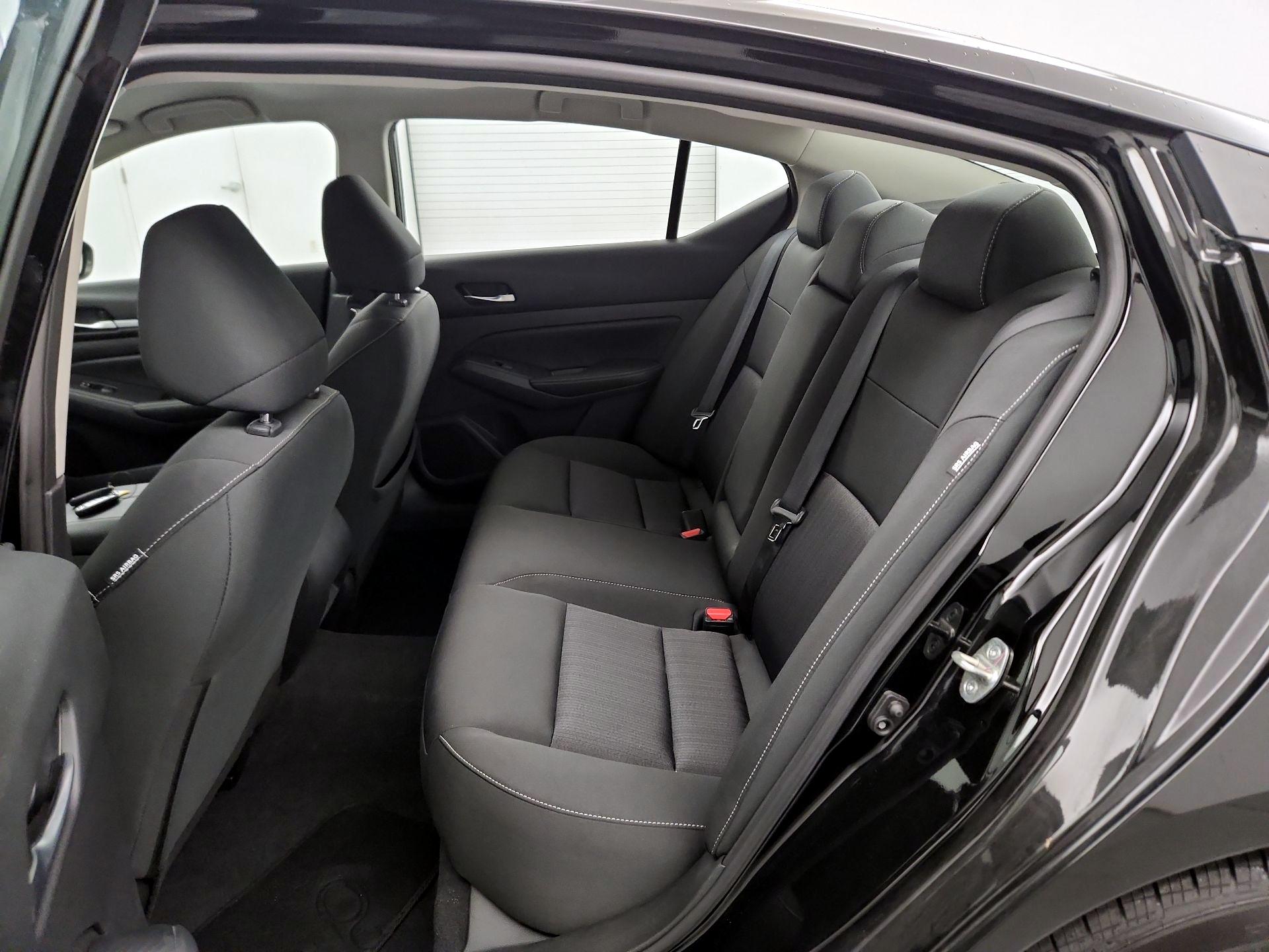 Thumbnail: 2022 Nissan Altima - 19