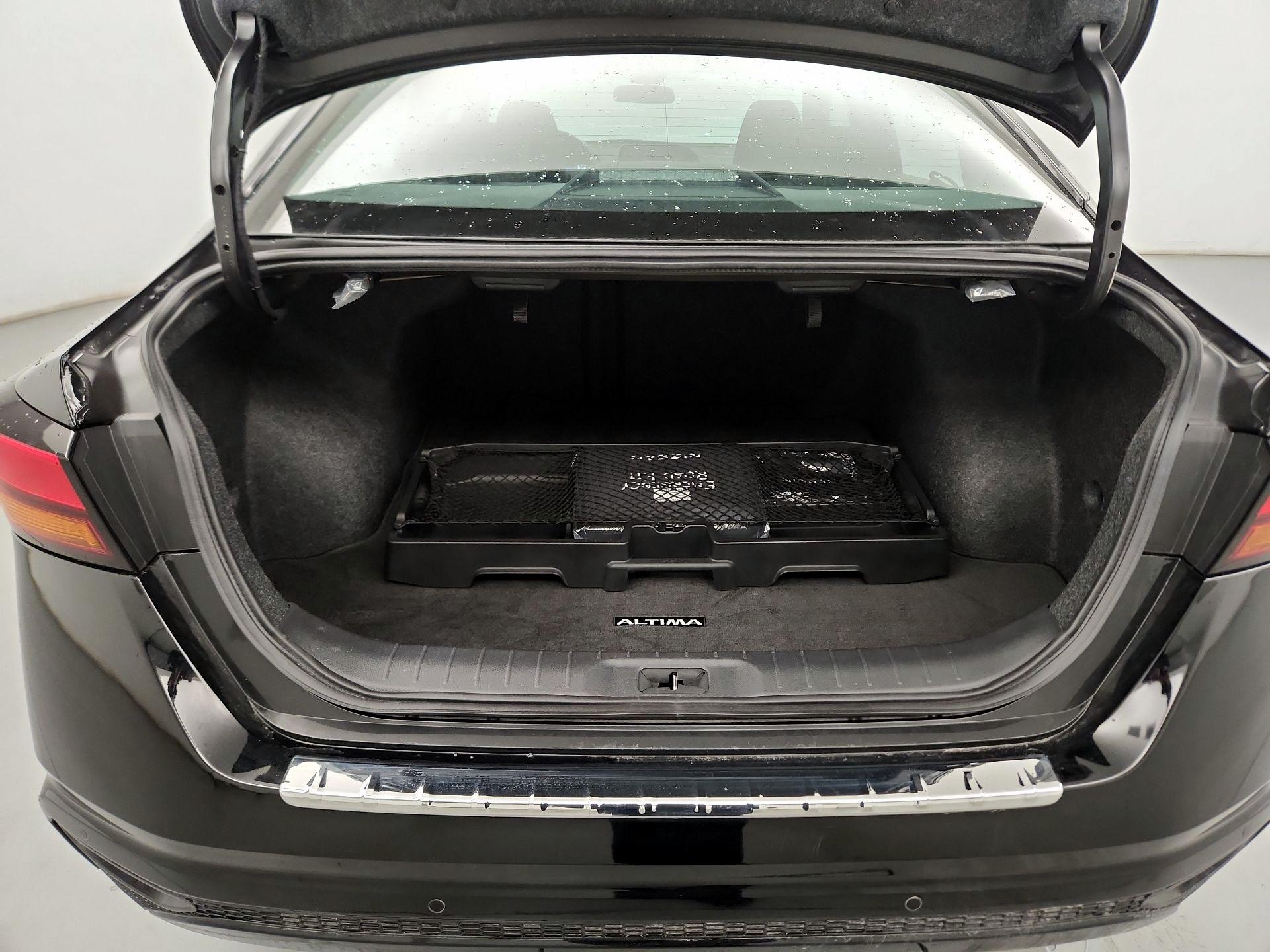 Thumbnail: 2022 Nissan Altima - 20