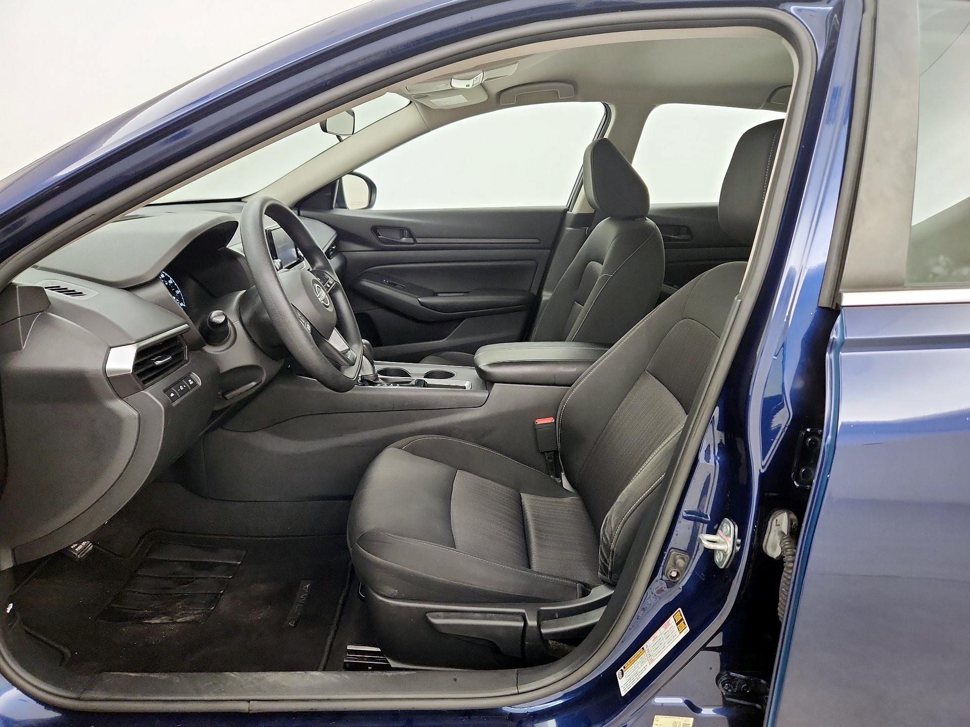 Thumbnail: 2023 Nissan Altima - 11