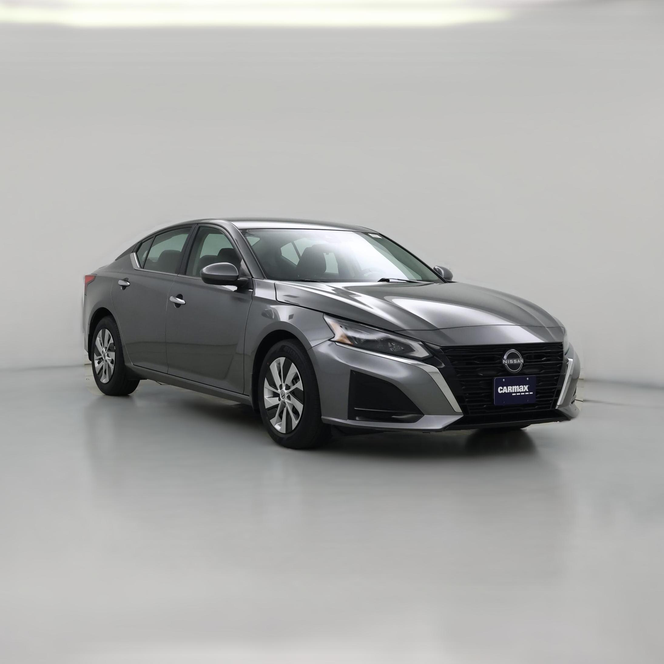 Thumbnail: 2023 Nissan Altima - 1
