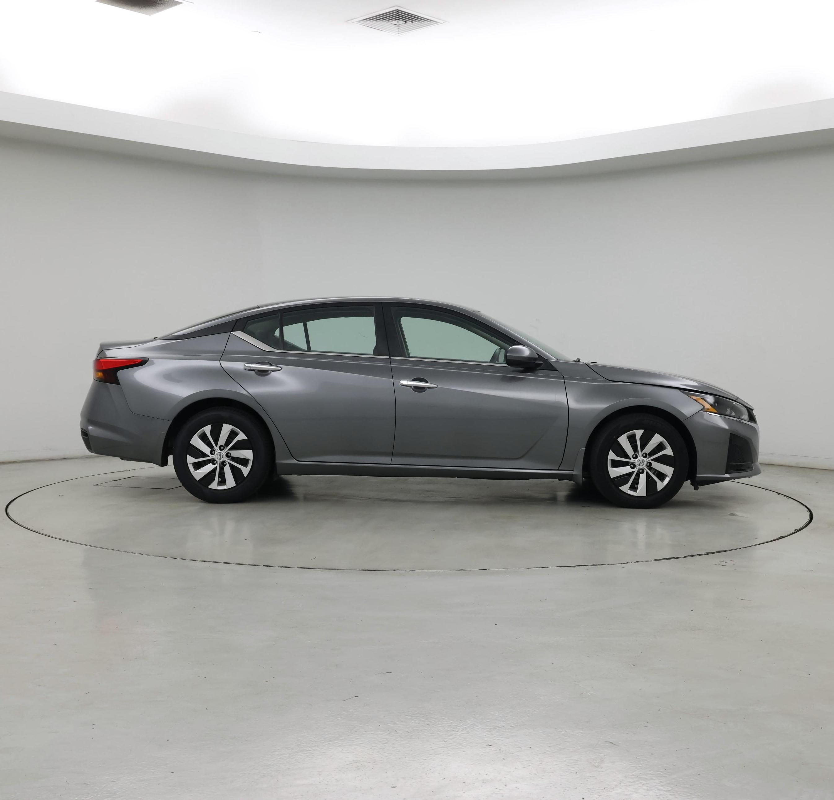 Thumbnail: 2023 Nissan Altima - 7