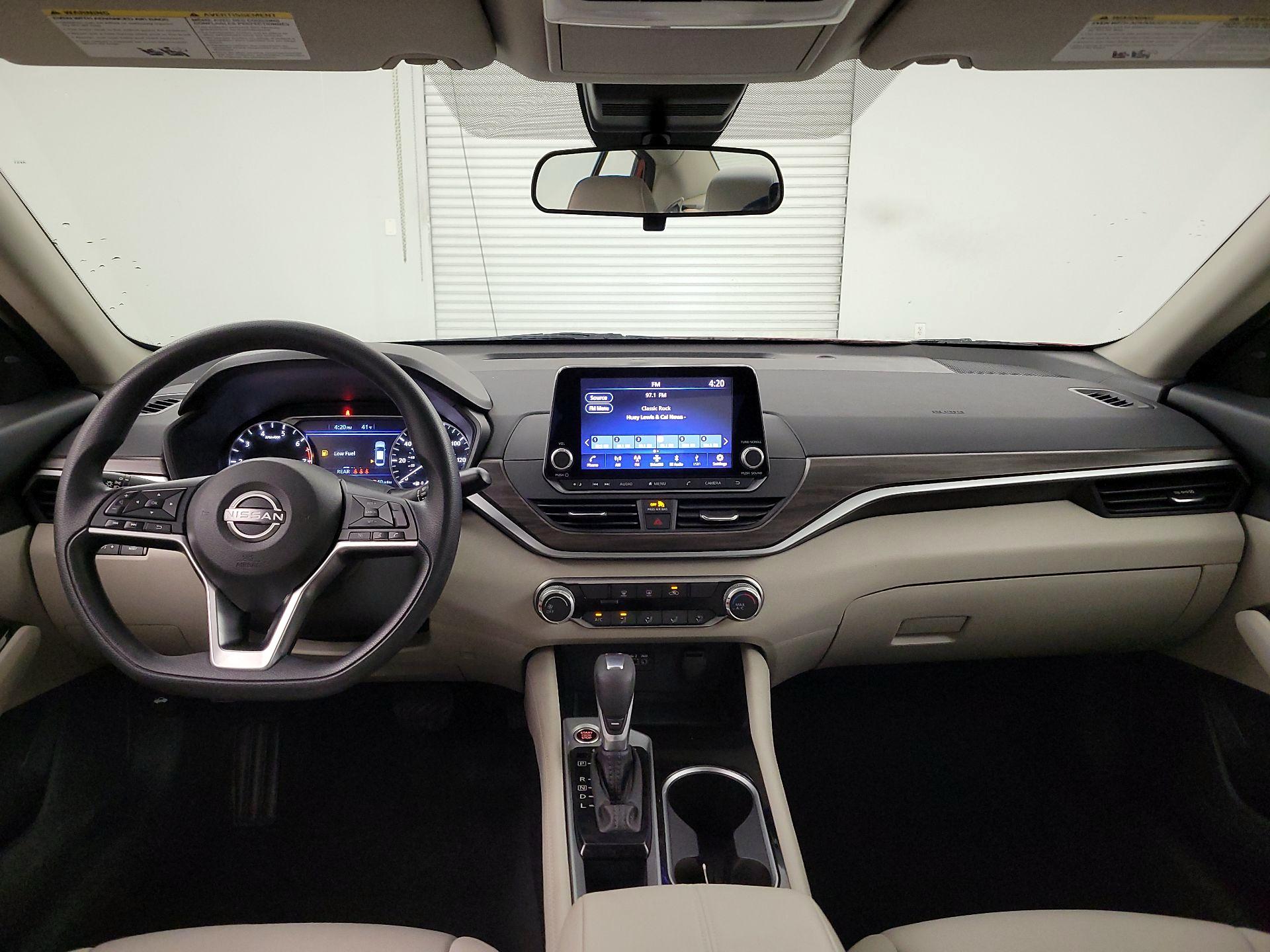 Thumbnail: 2023 Nissan Altima - 9