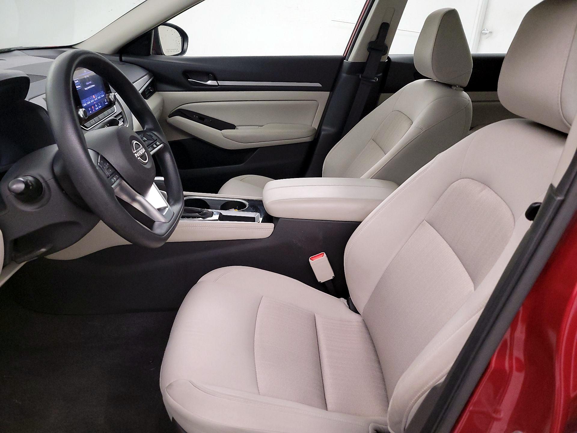 Thumbnail: 2023 Nissan Altima - 11