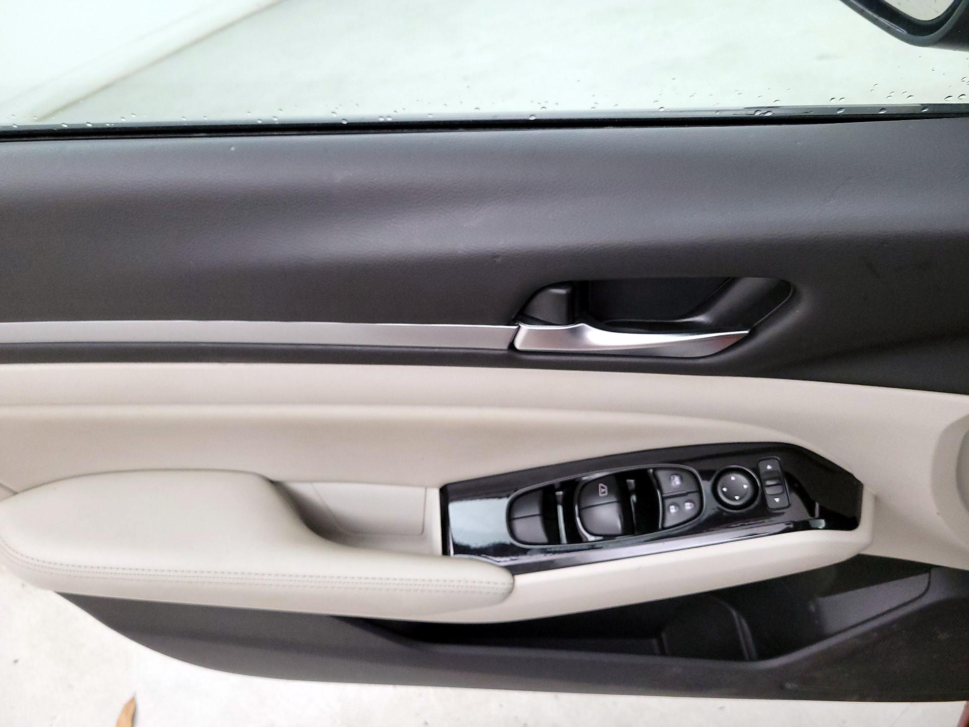 Thumbnail: 2023 Nissan Altima - 12