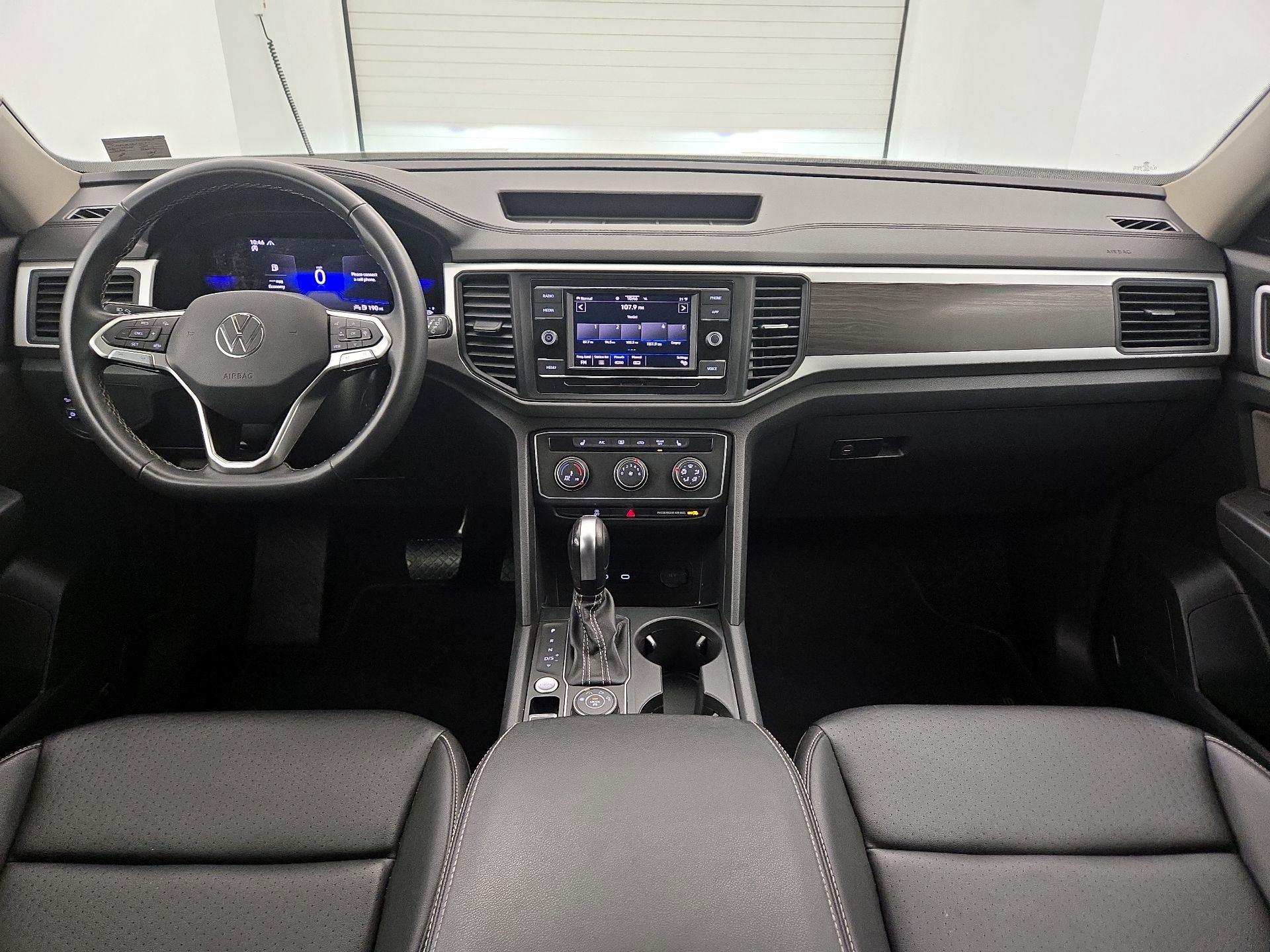 Thumbnail: 2023 Volkswagen Atlas - 9