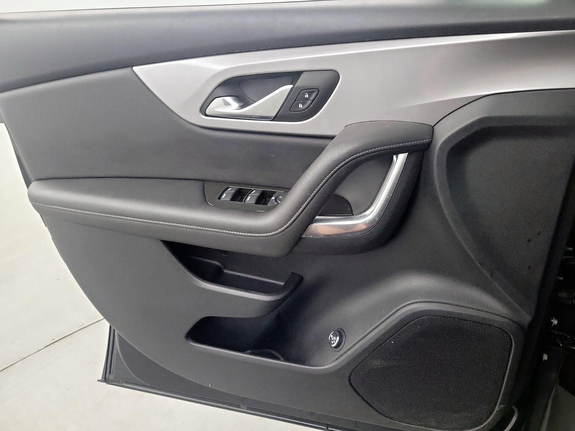 Thumbnail: 2022 Chevrolet Blazer - 12