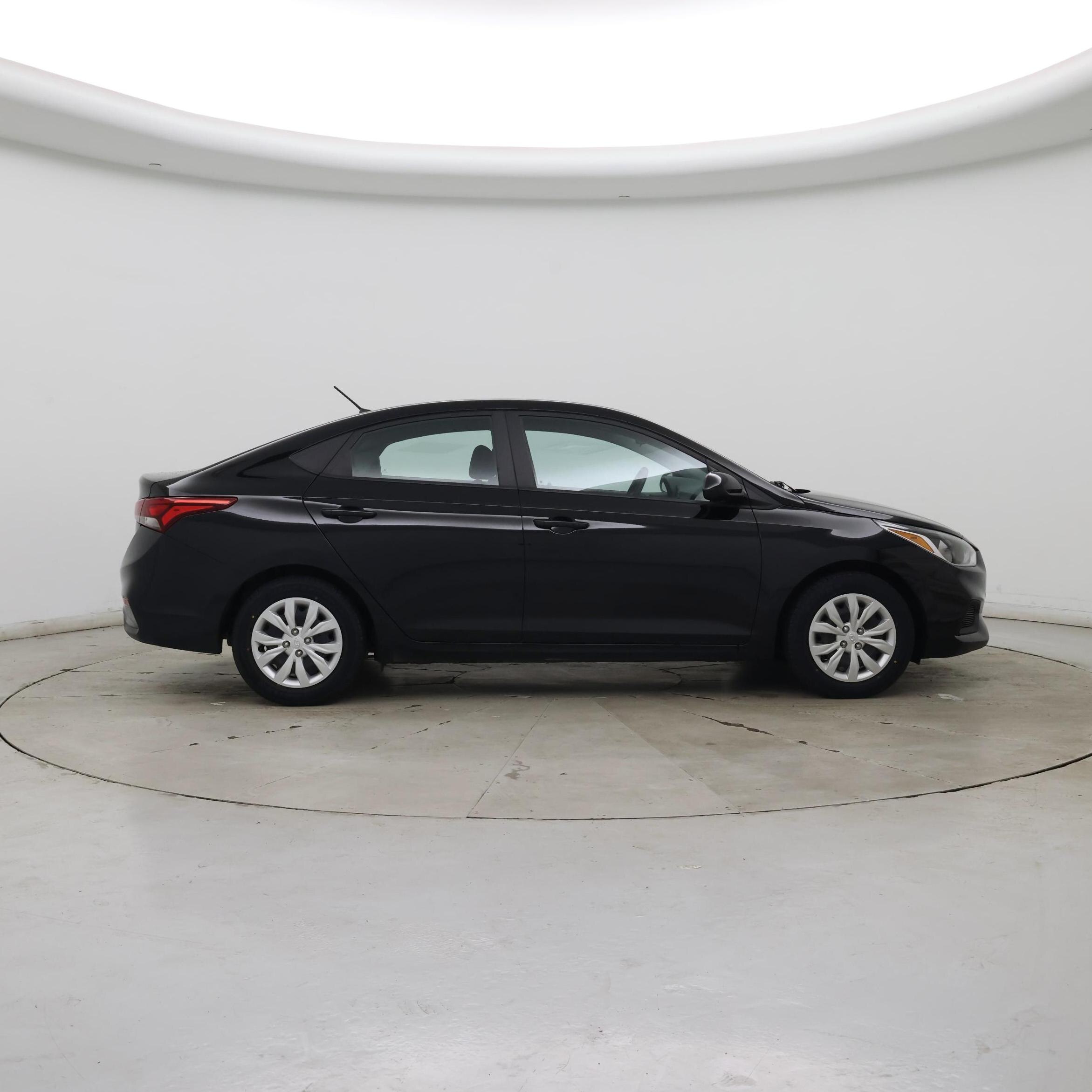 Thumbnail: 2022 Hyundai Accent - 7