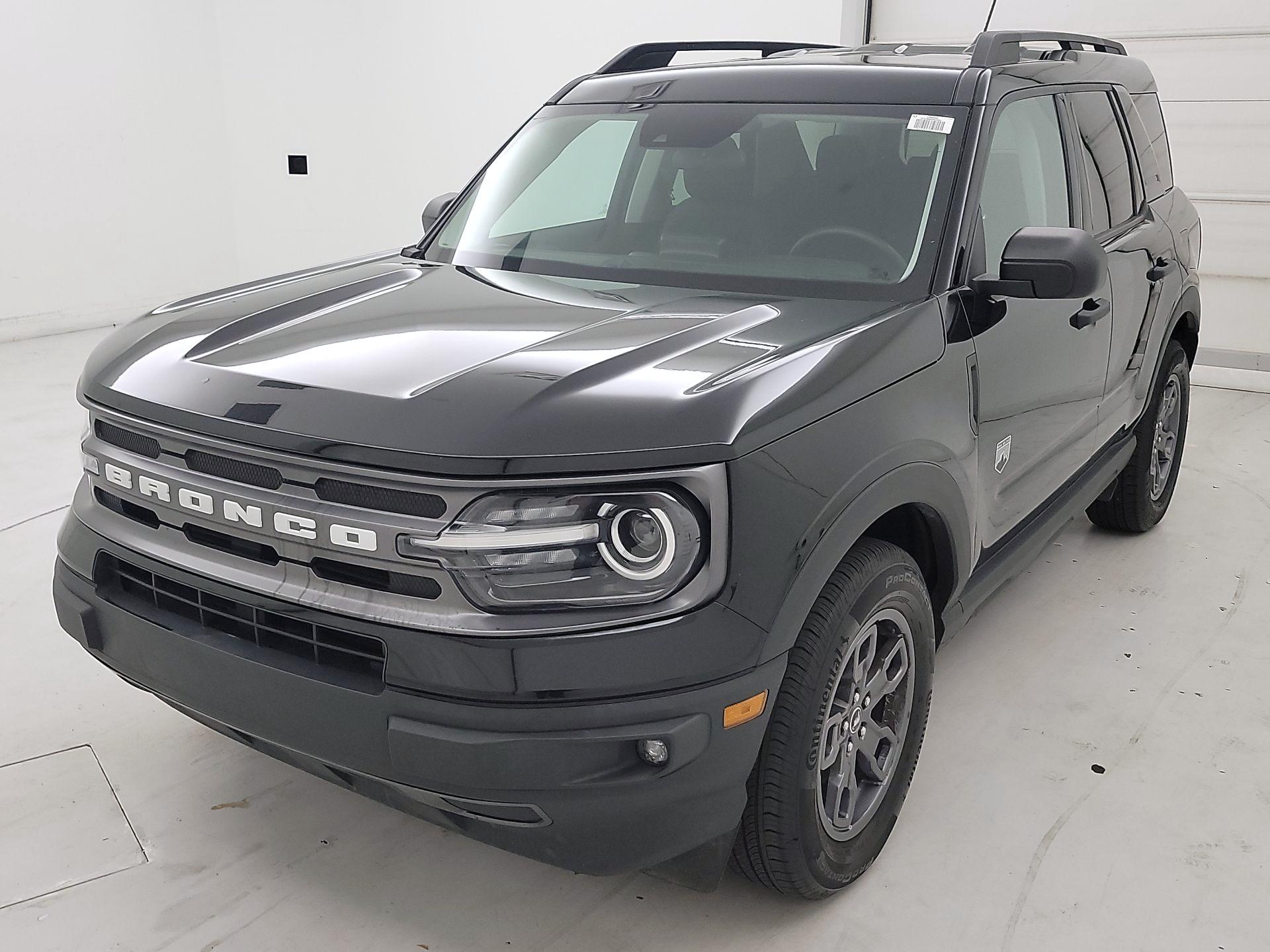 Thumbnail: 2021 Ford Bronco Sport - 3