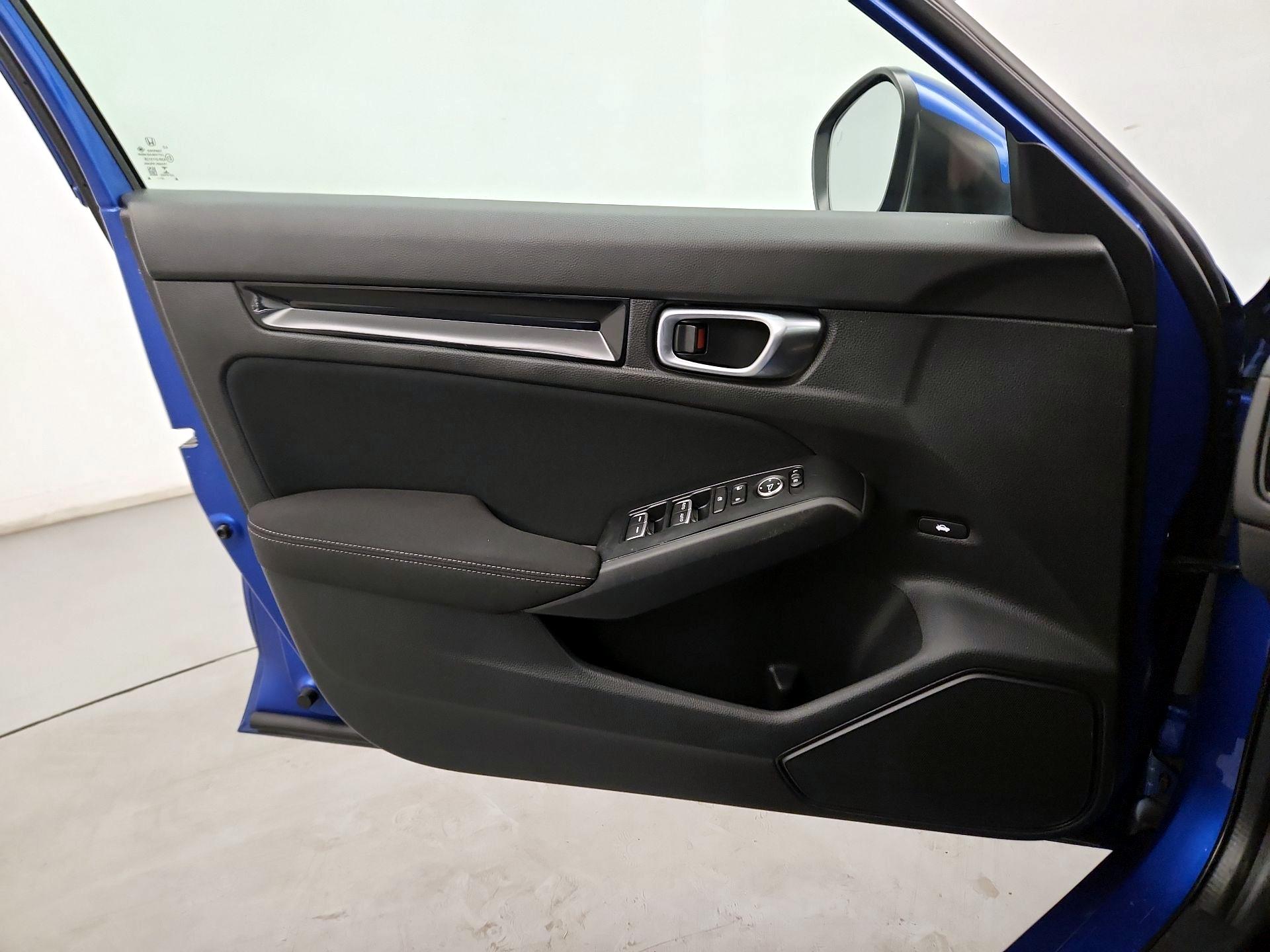 Thumbnail: 2023 Honda Civic - 12