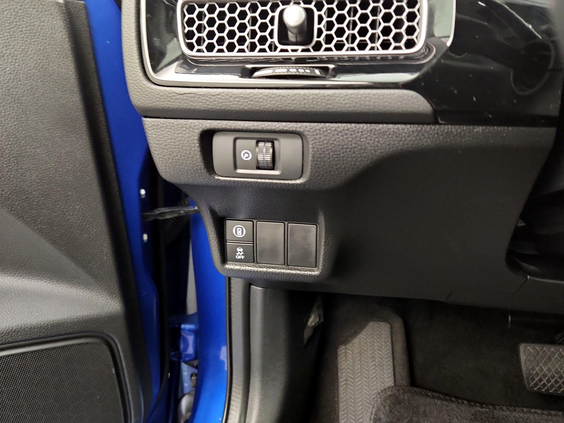 Thumbnail: 2023 Honda Civic - 13